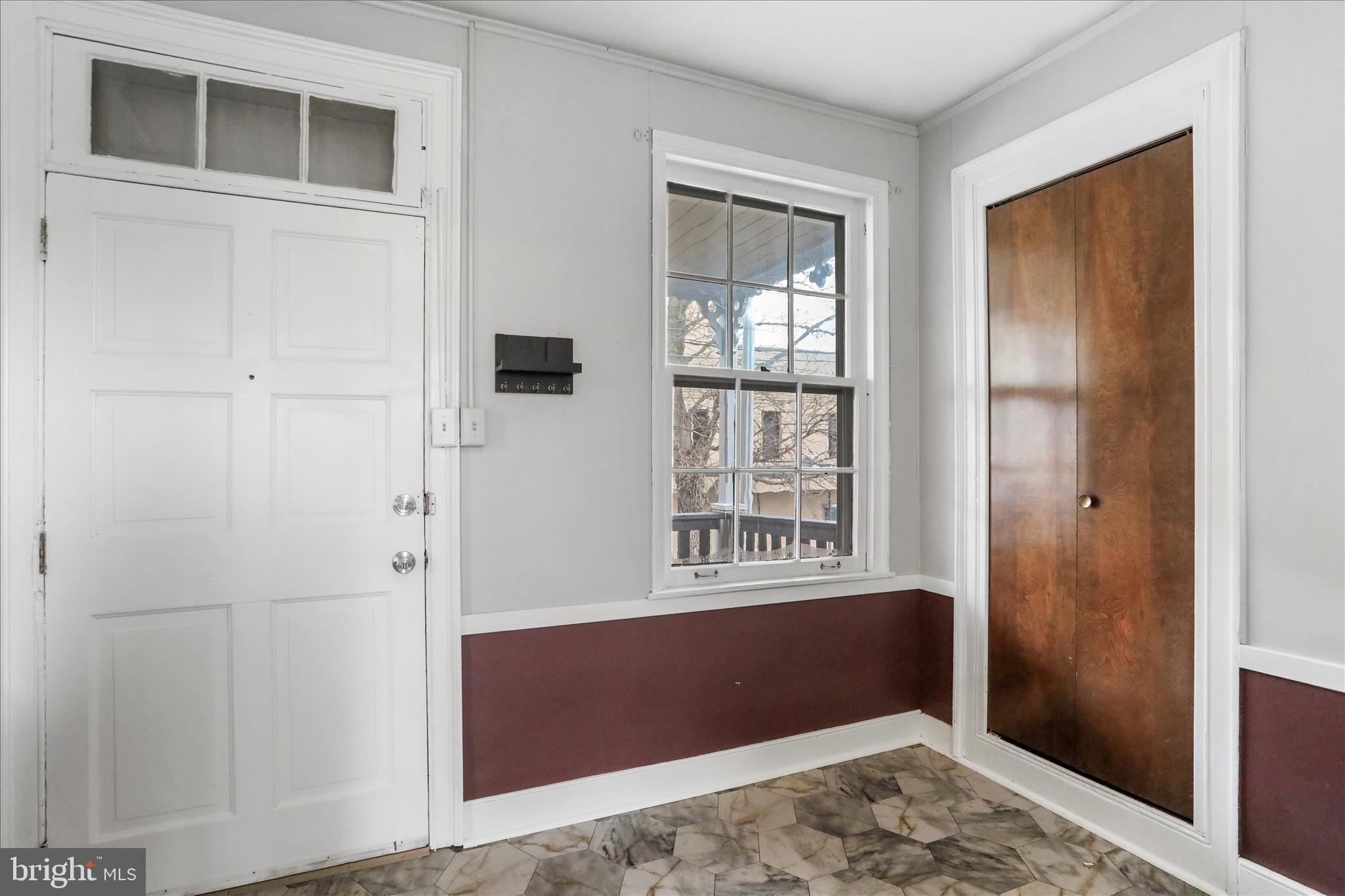 WAYNESBORO BOROUGH - Commercial Sale