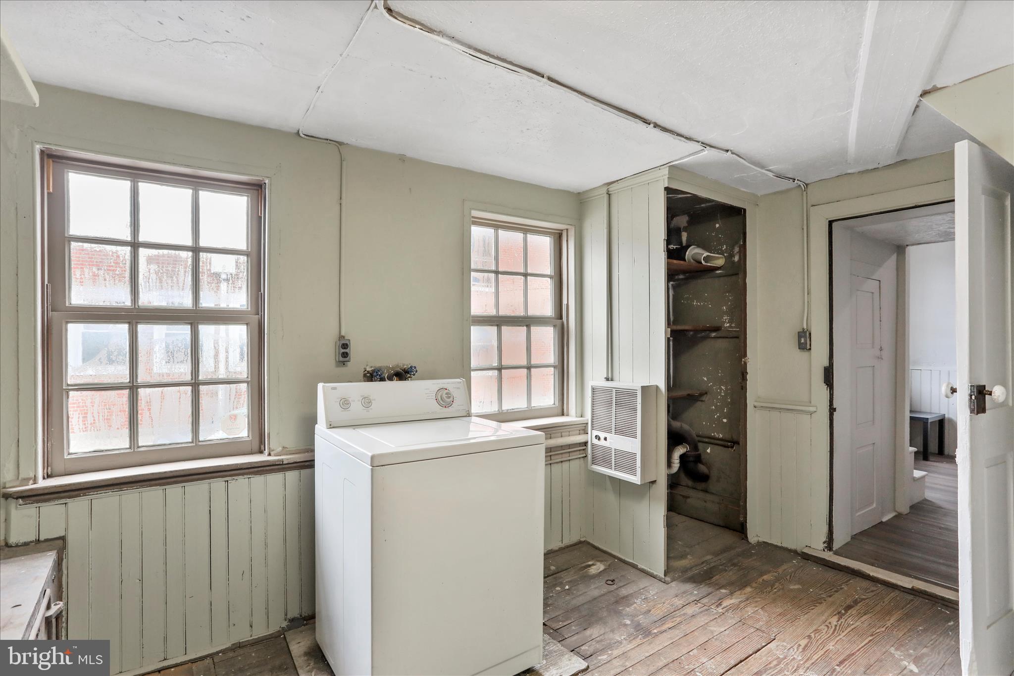 WAYNESBORO BOROUGH - Commercial Sale