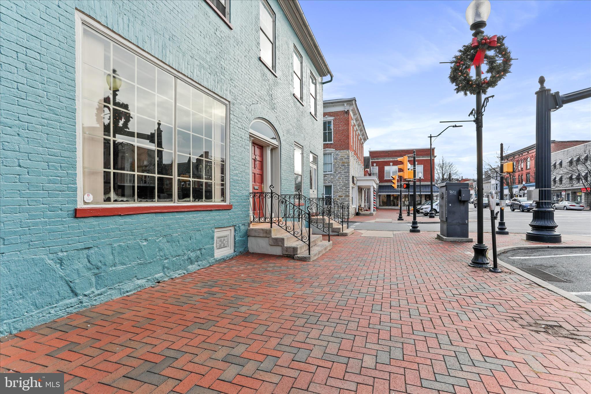 WAYNESBORO BOROUGH - Commercial Sale
