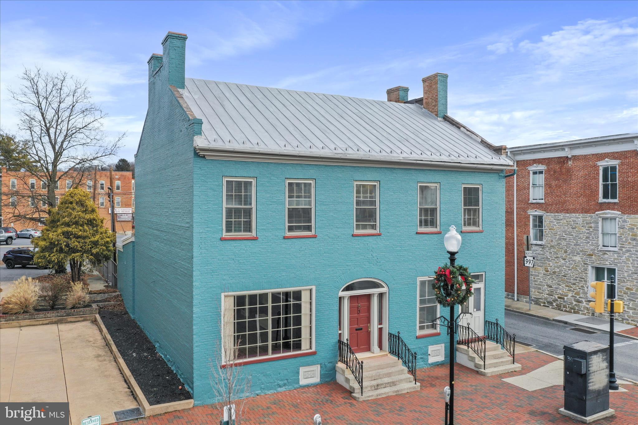 WAYNESBORO BOROUGH - Commercial Sale