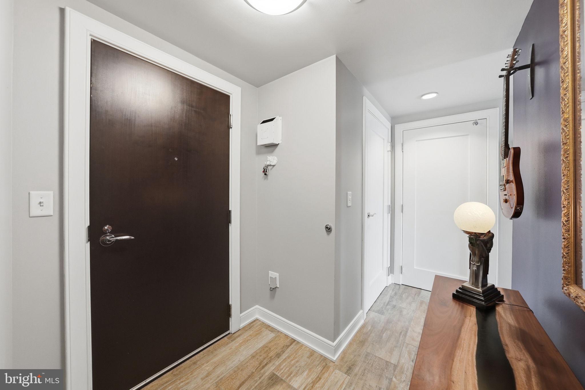 THE WATERVIEW - Residential