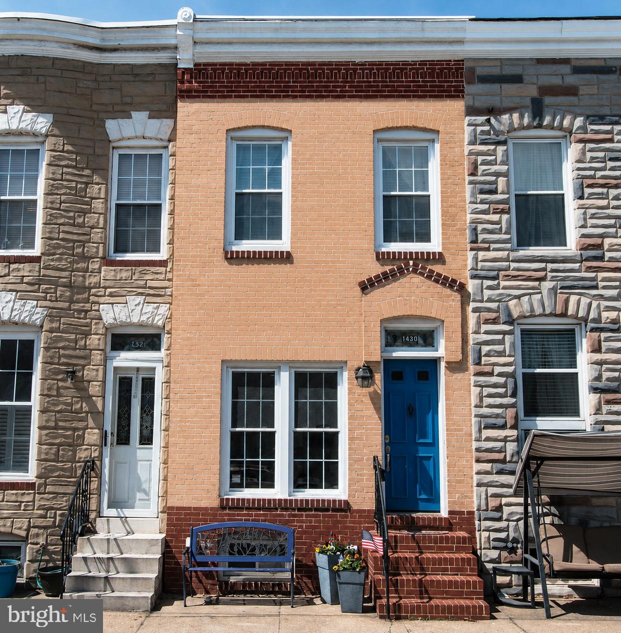 LOCUST POINT - Residential