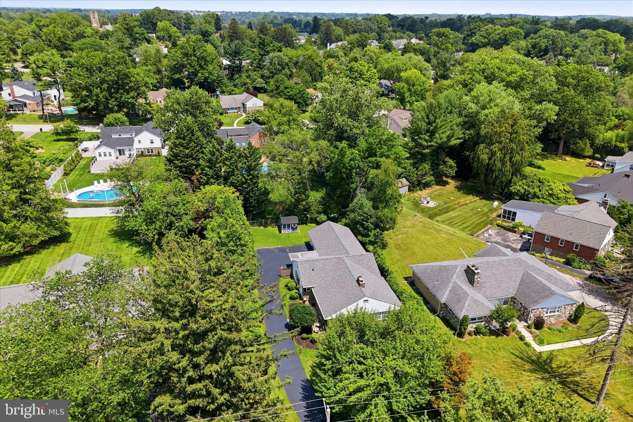 MERION GOLF MANOR - Residential