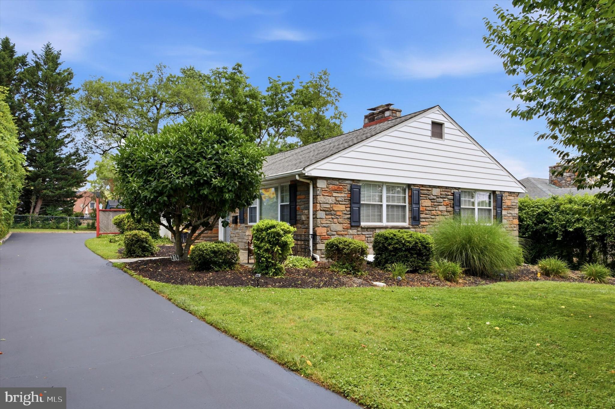 MERION GOLF MANOR - Residential