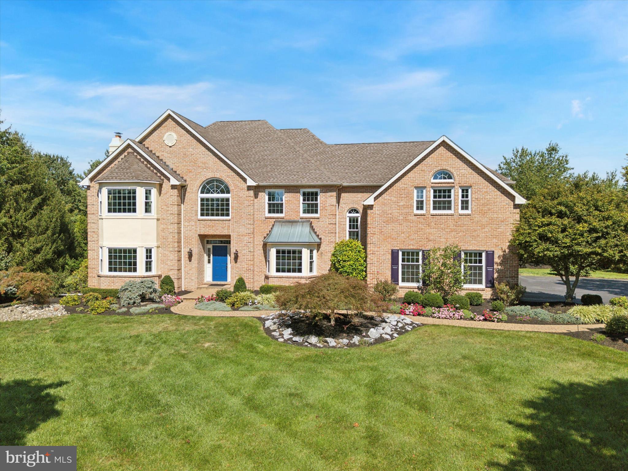 HILLCREST MDWS - Residential