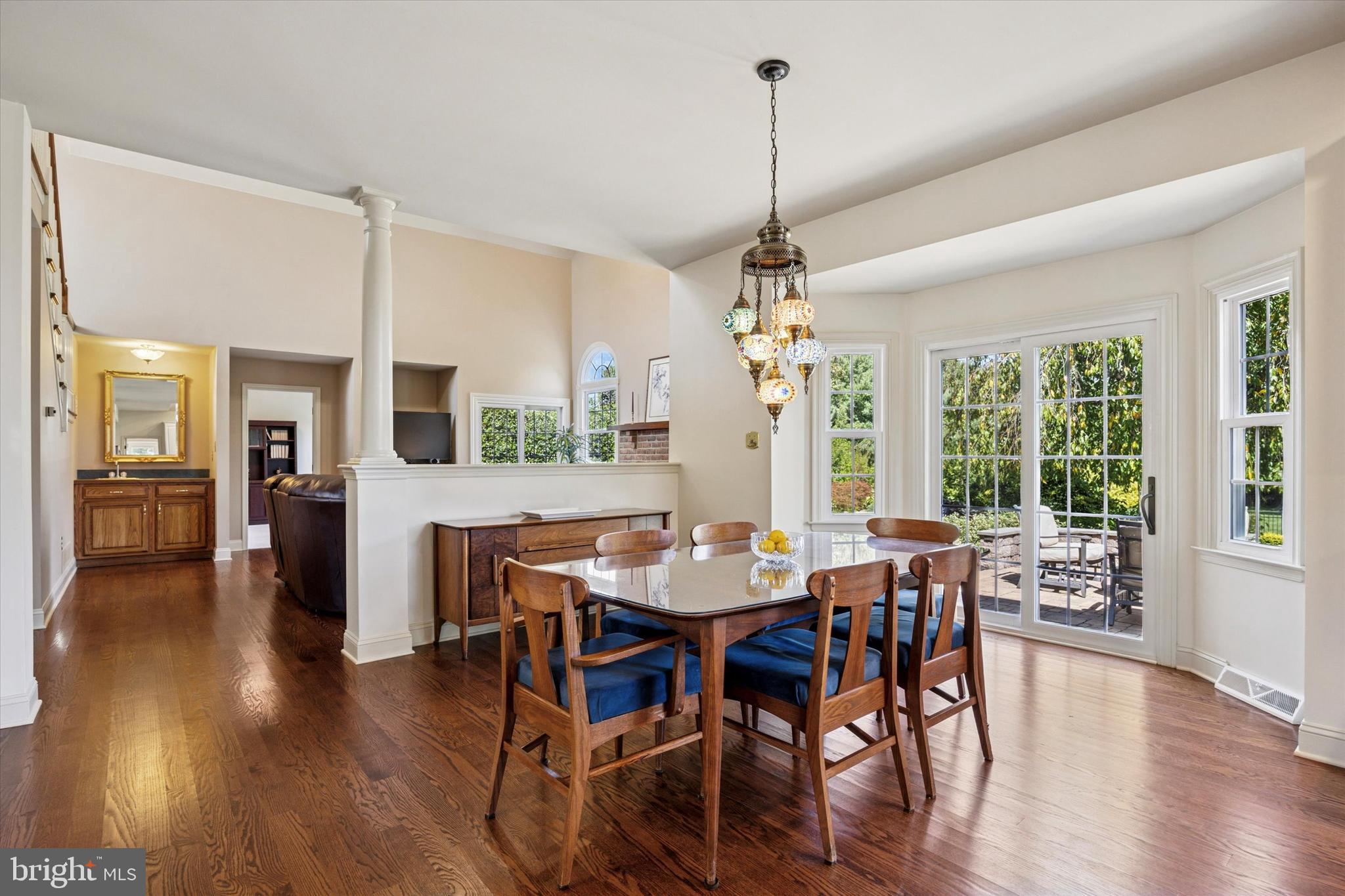 HILLCREST MDWS - Residential