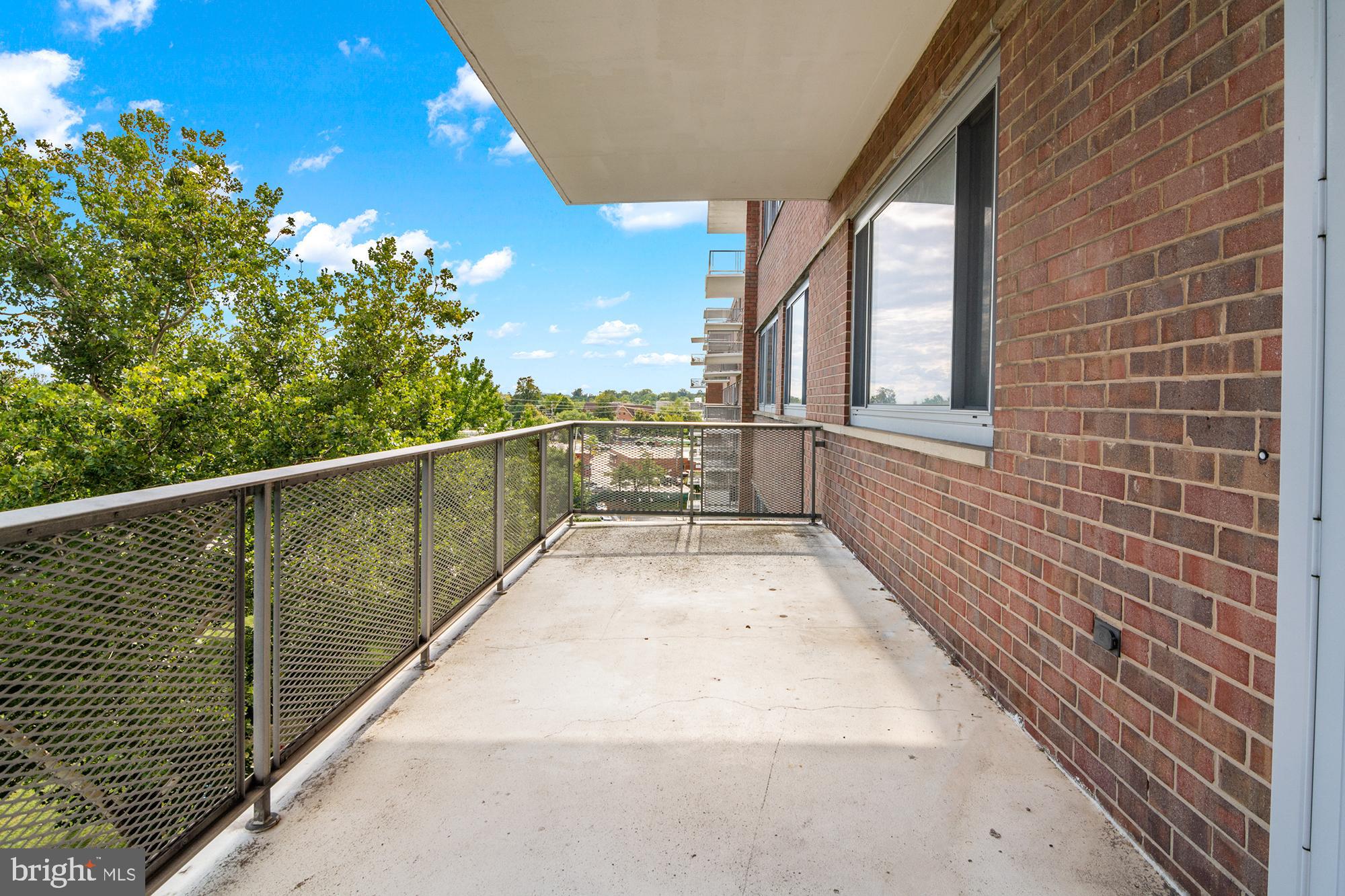 PIKESVILLE - Residential