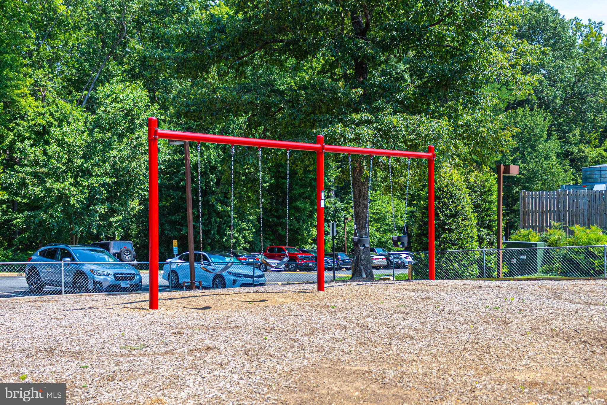 CHESTNUT GROVE - Residential