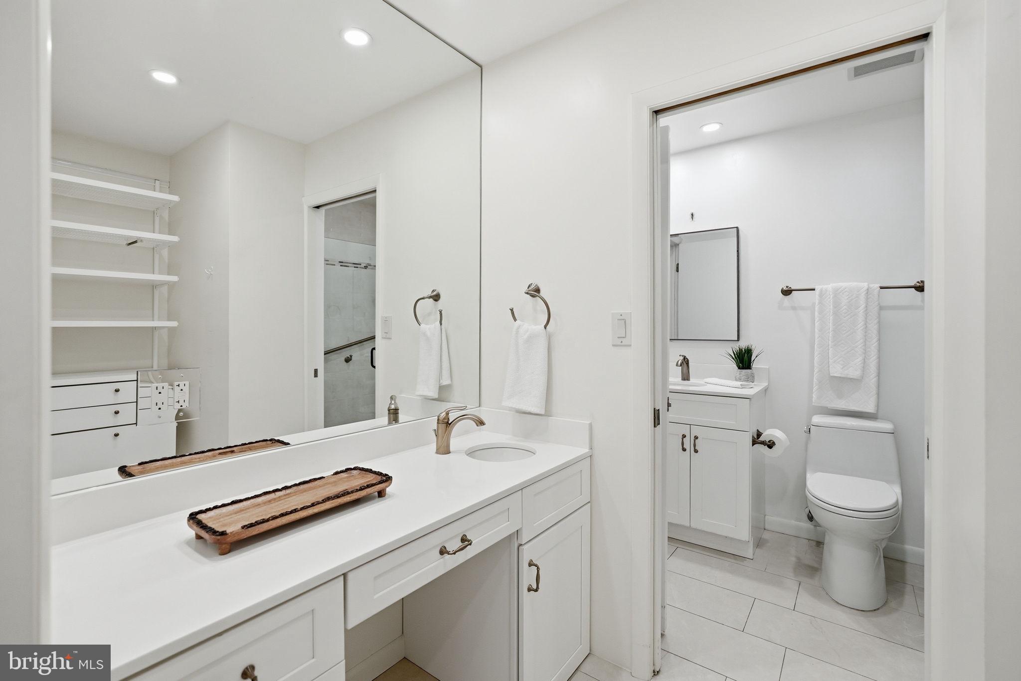 POTOMAC OUTSIDE - Residential