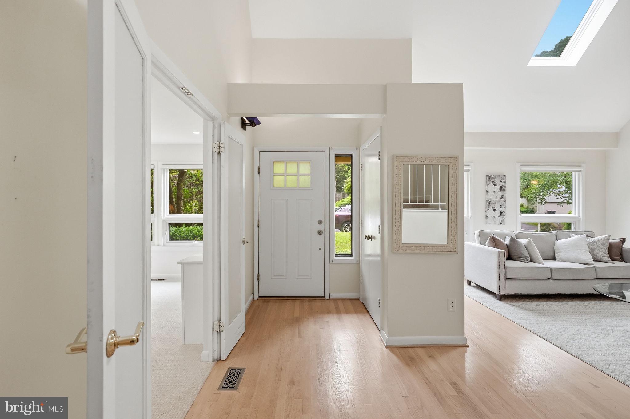 POTOMAC OUTSIDE - Residential