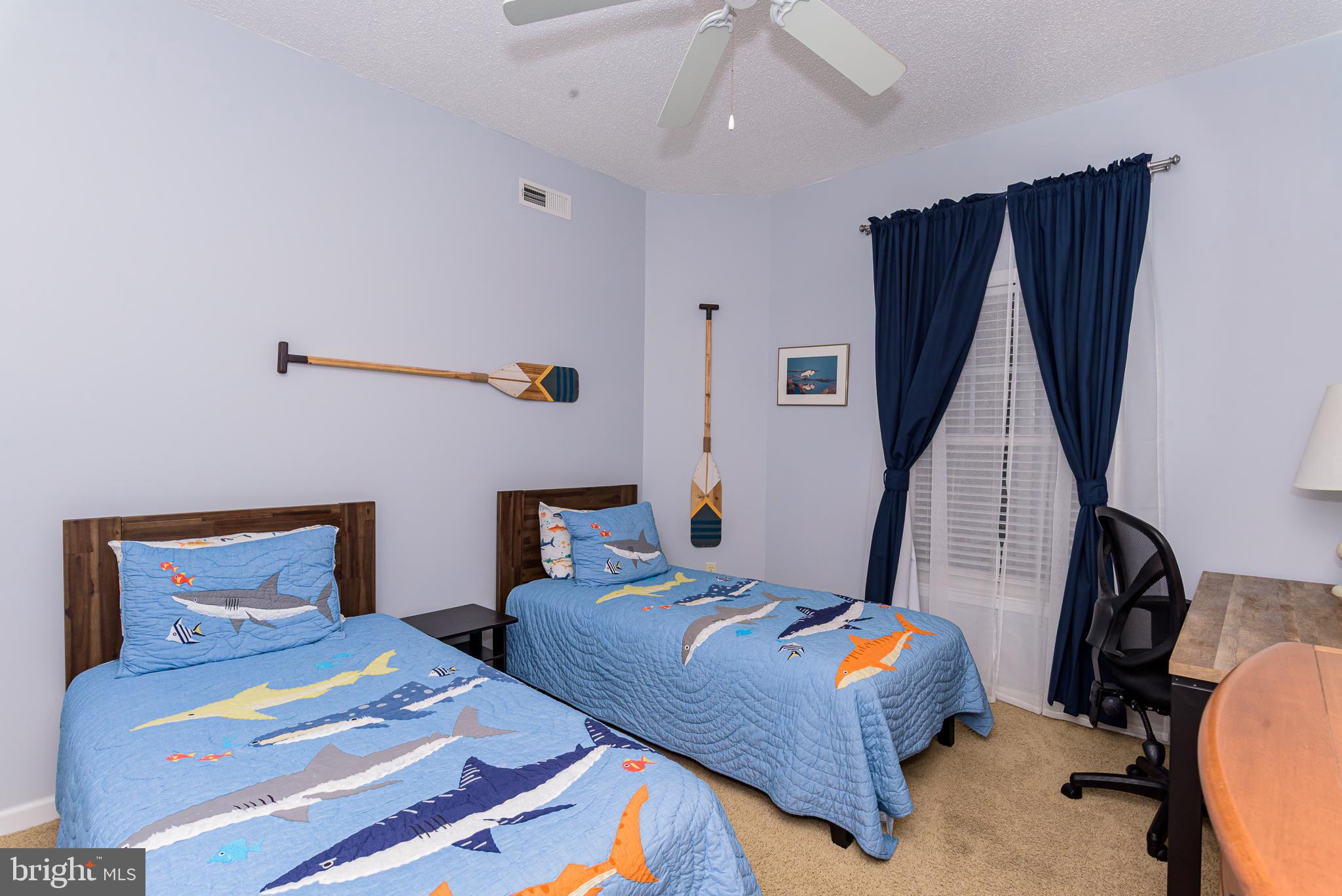 HARBOUR LIGHT CONDOS - Residential
