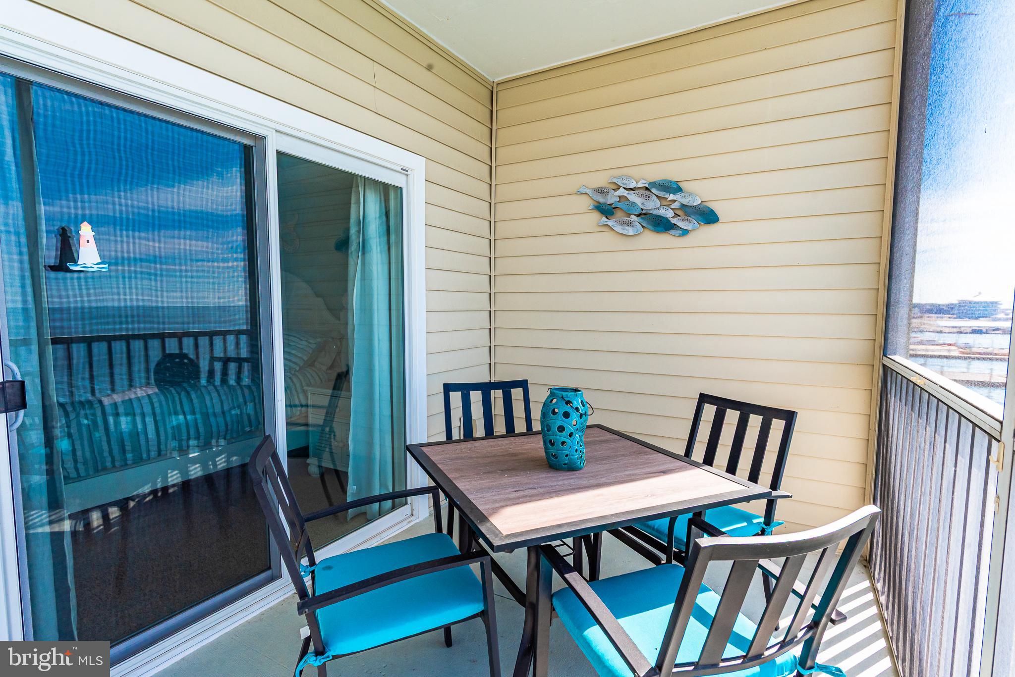 HARBOUR LIGHT CONDOS - Residential