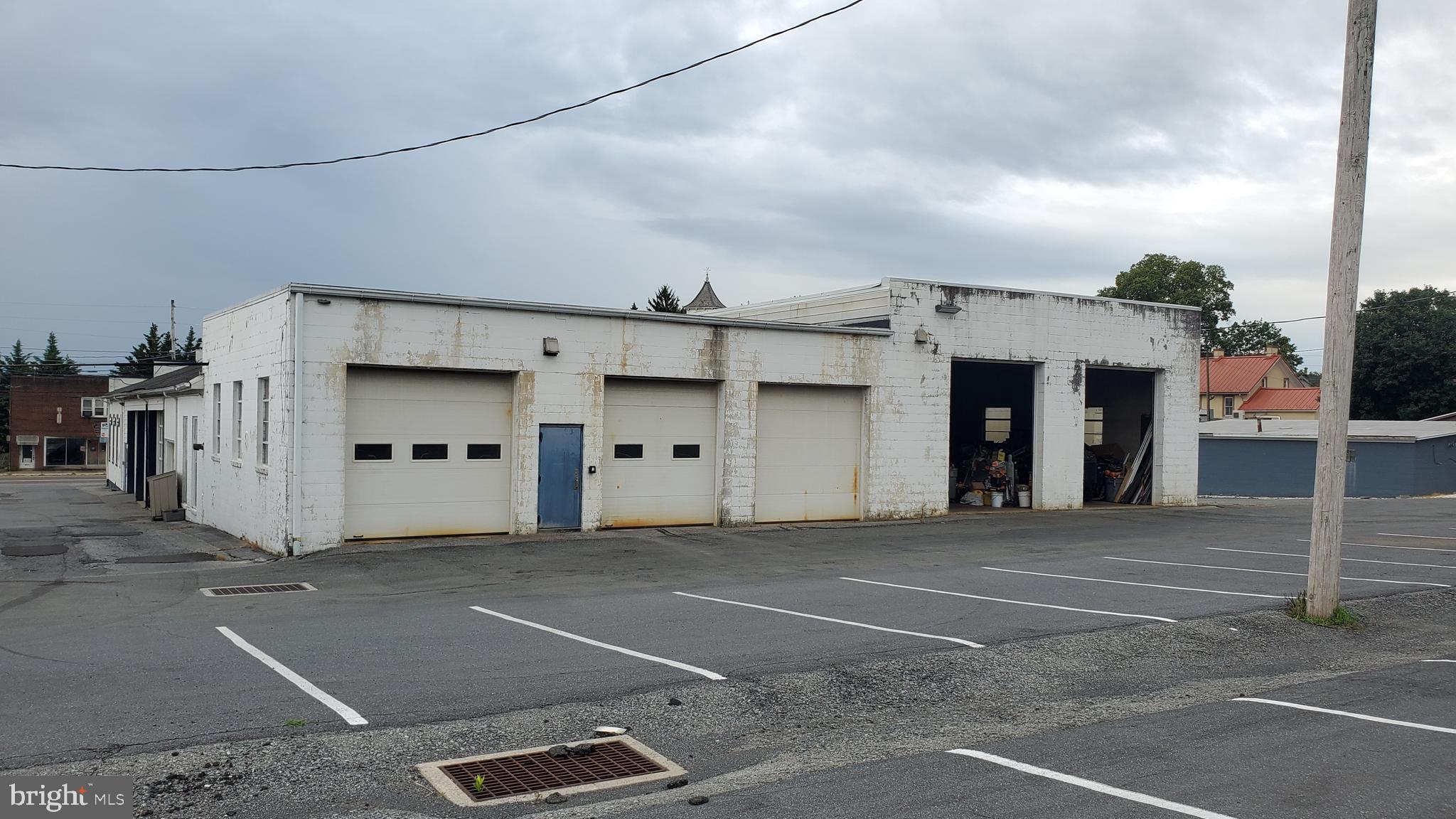 FOGELSVILLE - Commercial Sale