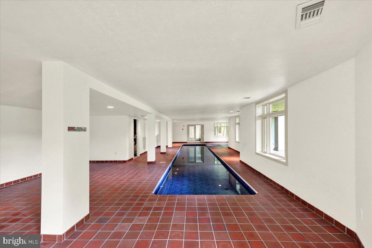 WYNDHAM HILL - Residential
