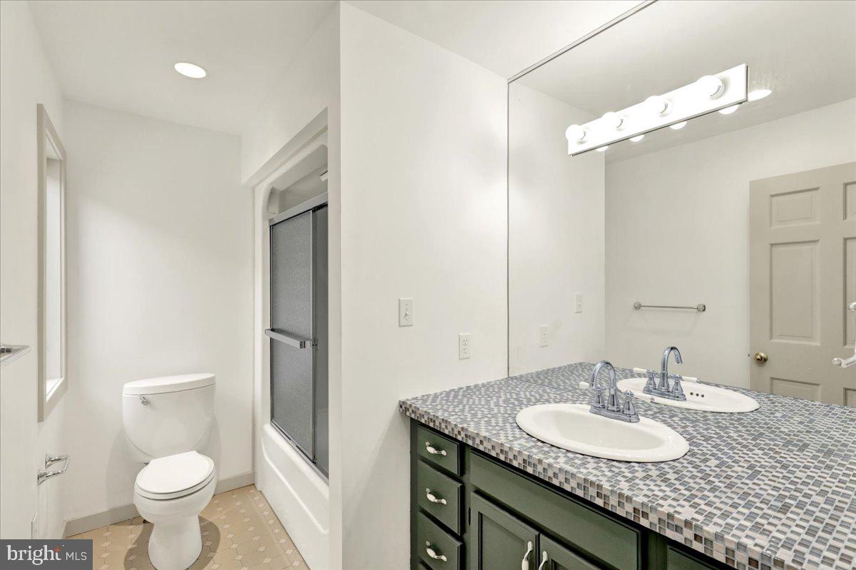 WYNDHAM HILL - Residential