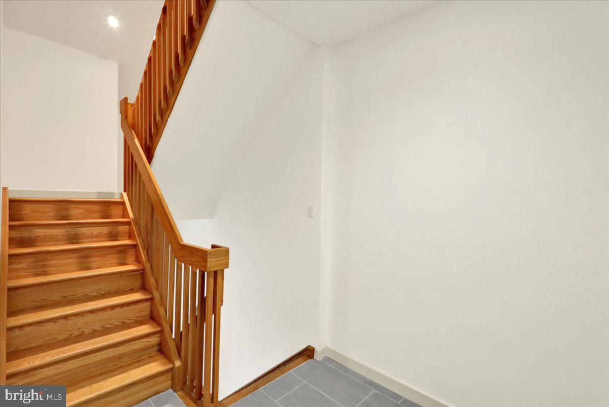 WYNDHAM HILL - Residential