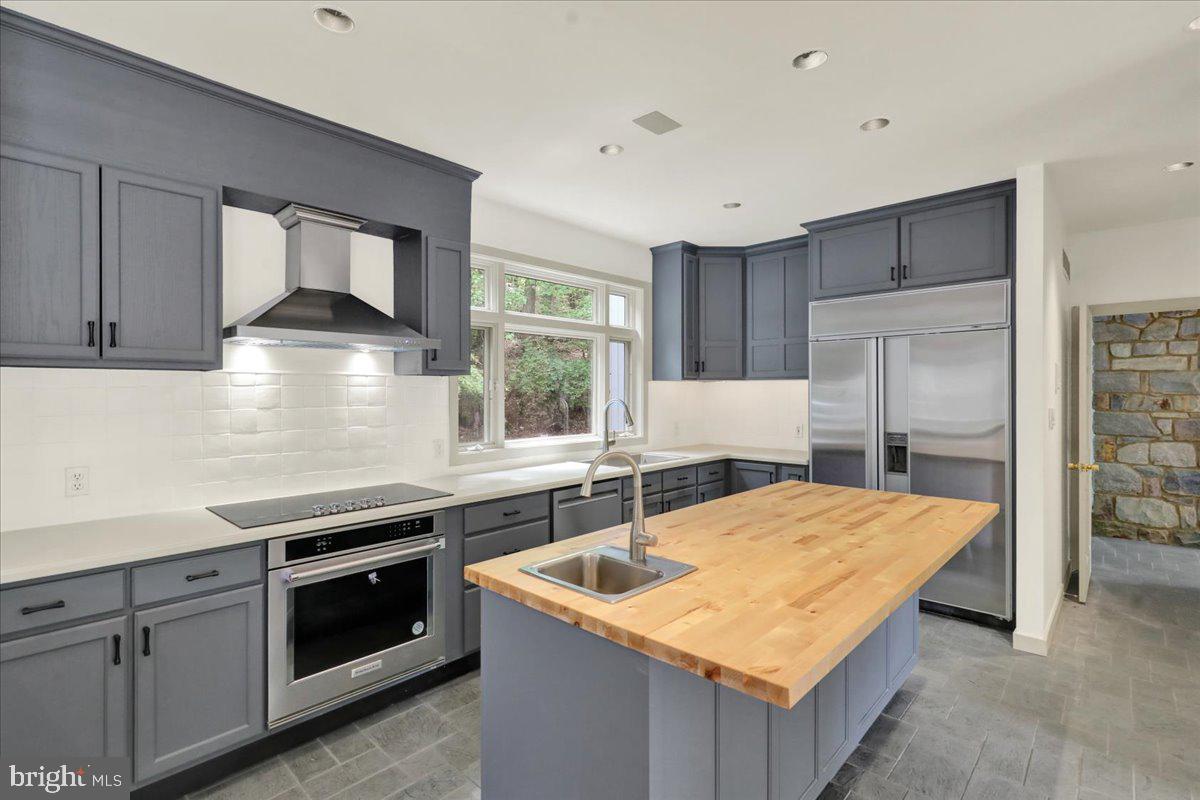WYNDHAM HILL - Residential