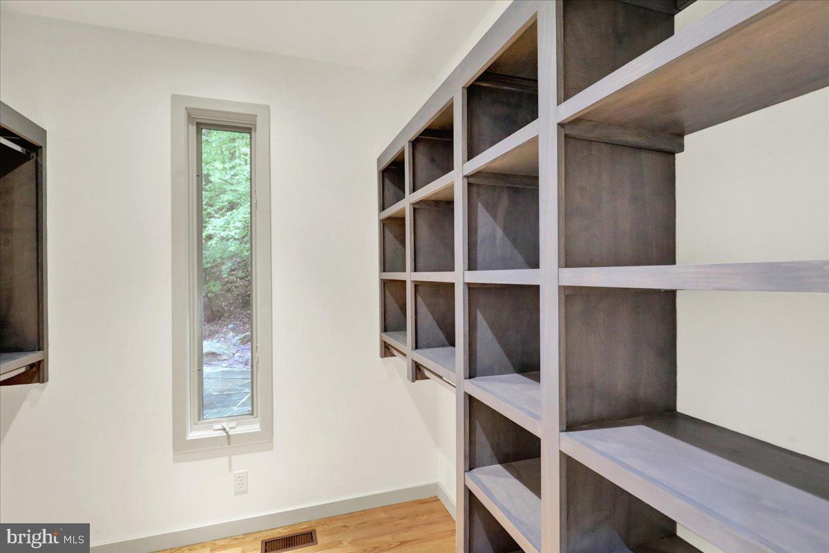 WYNDHAM HILL - Residential