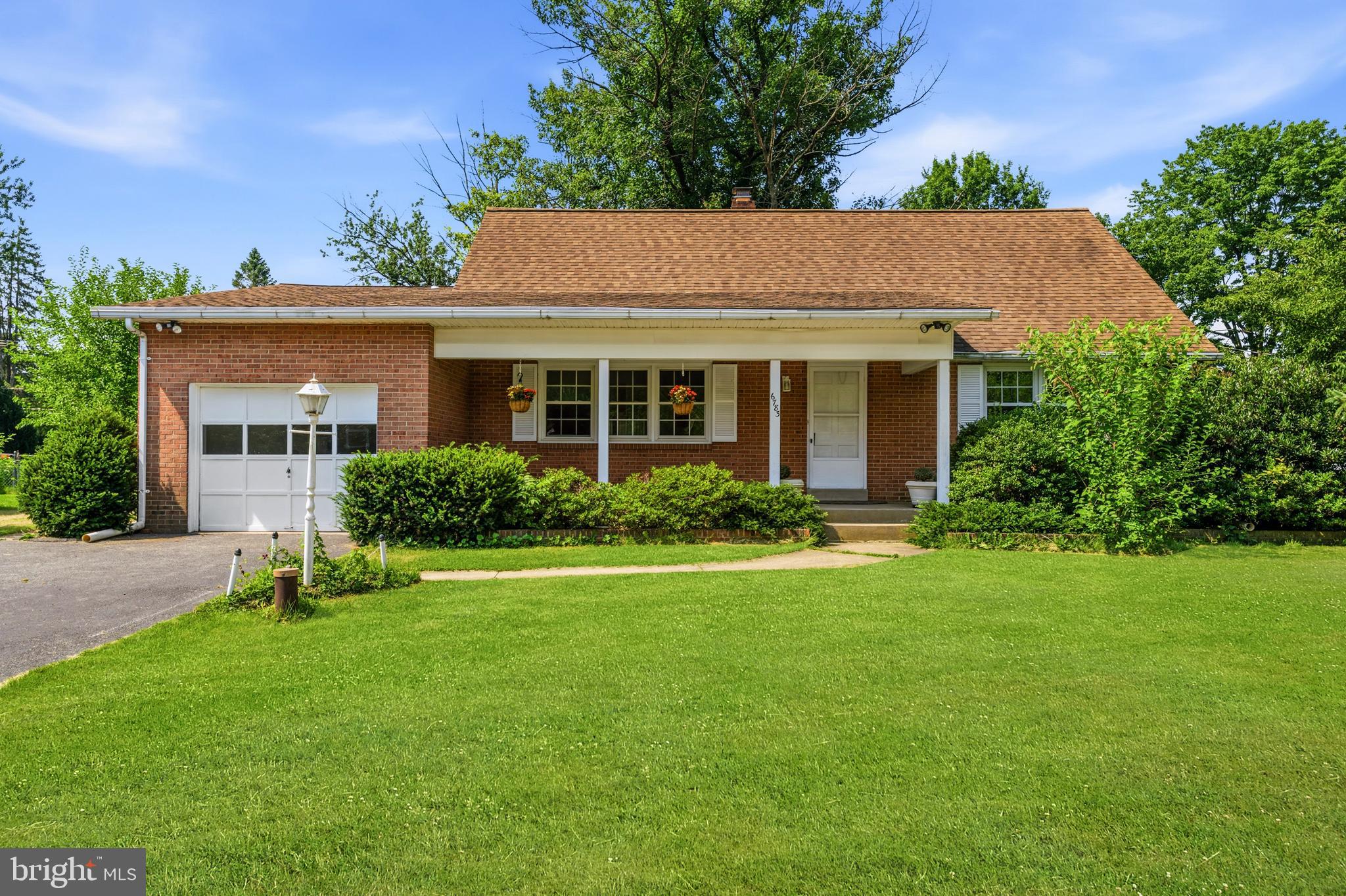 CLOVER HILL - Residential