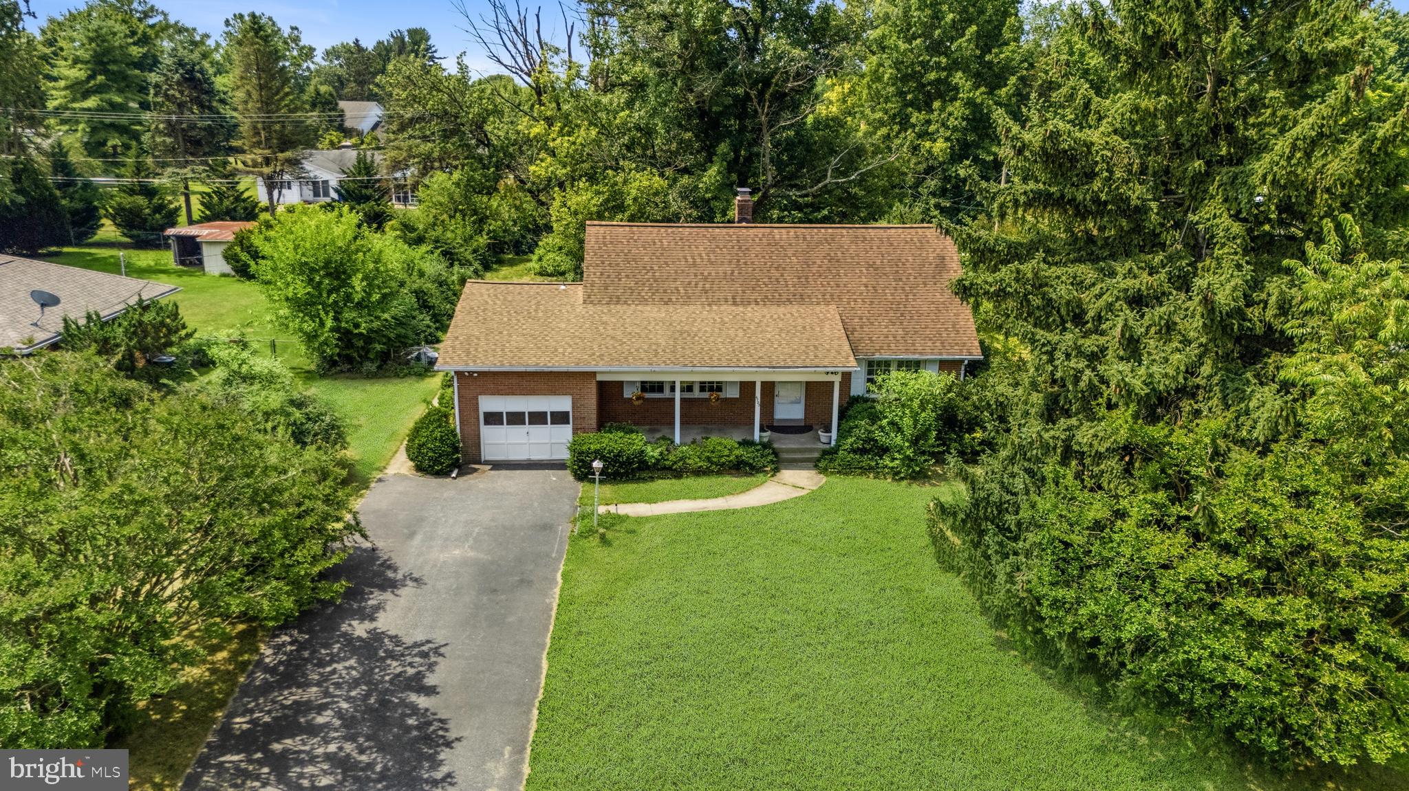CLOVER HILL - Residential