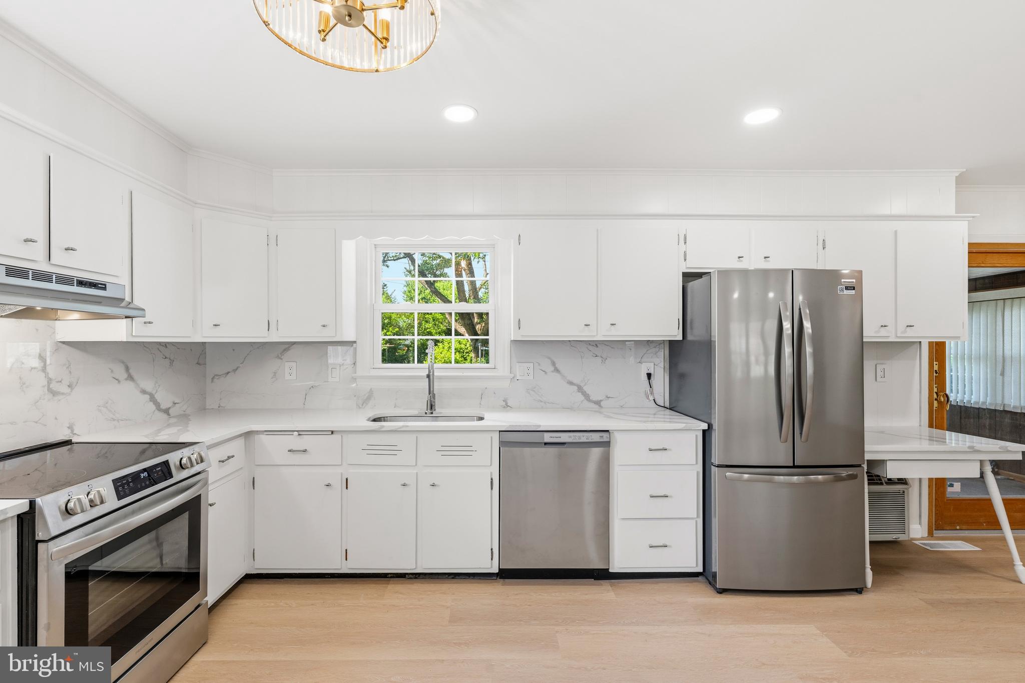 CLOVER HILL - Residential