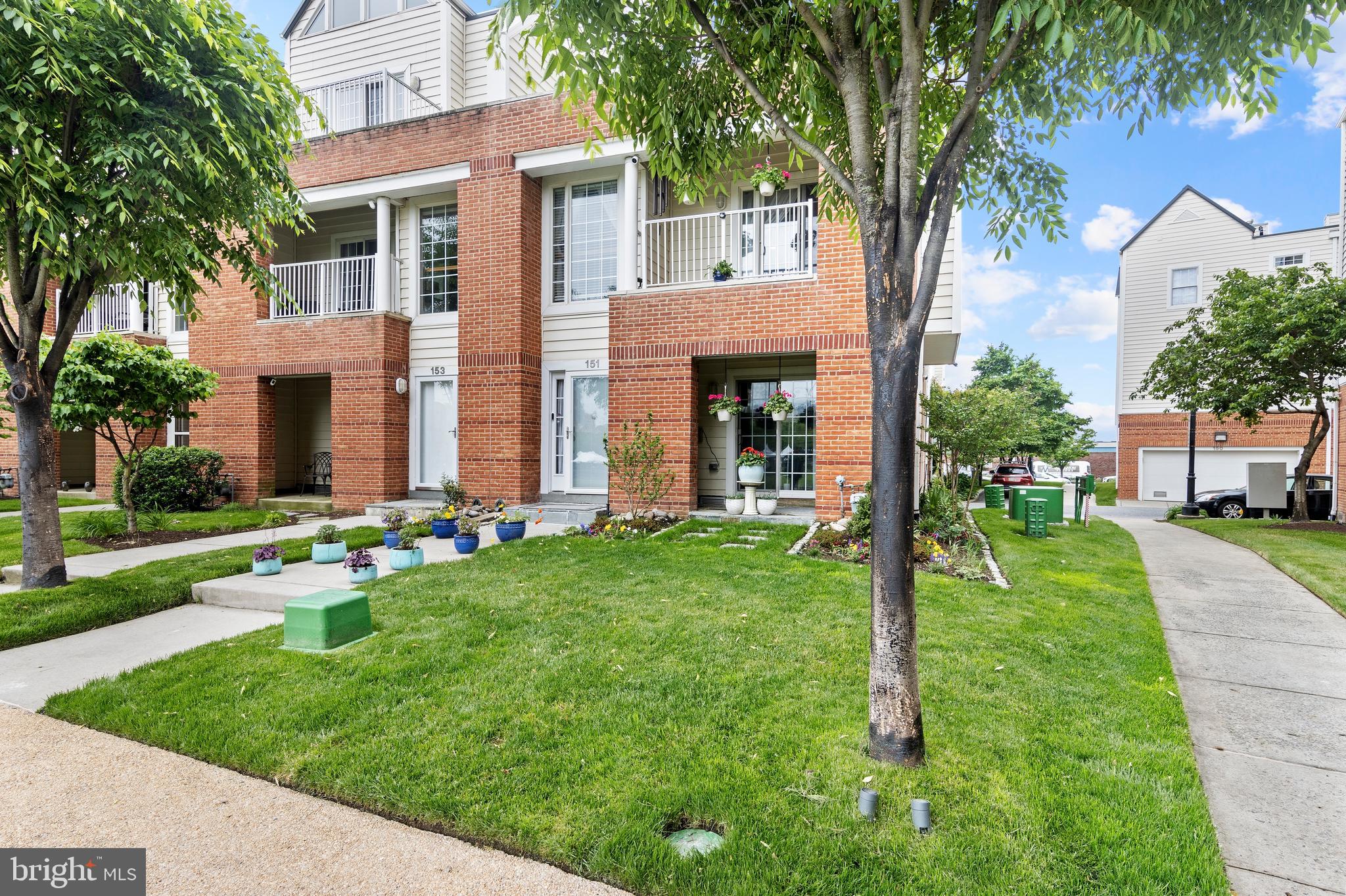 CHRISTINA LANDING - Residential