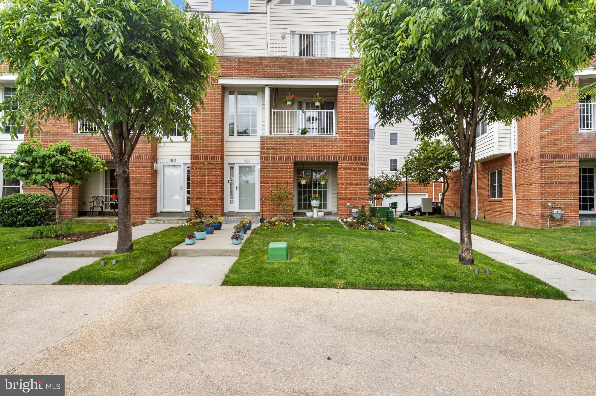 CHRISTINA LANDING - Residential