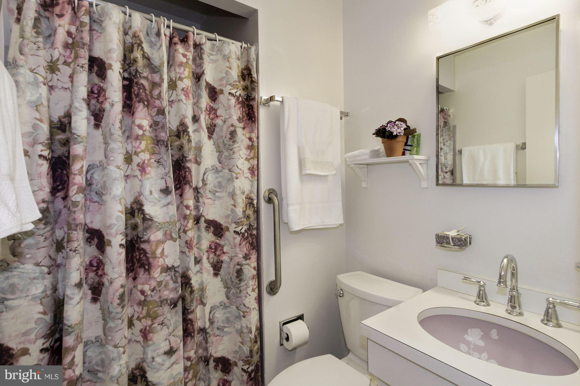 REGENCY ESTATES - Residential