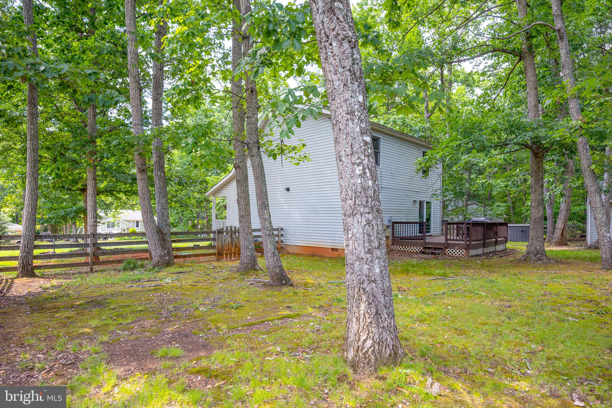 LAKE WILDERNESS - Residential