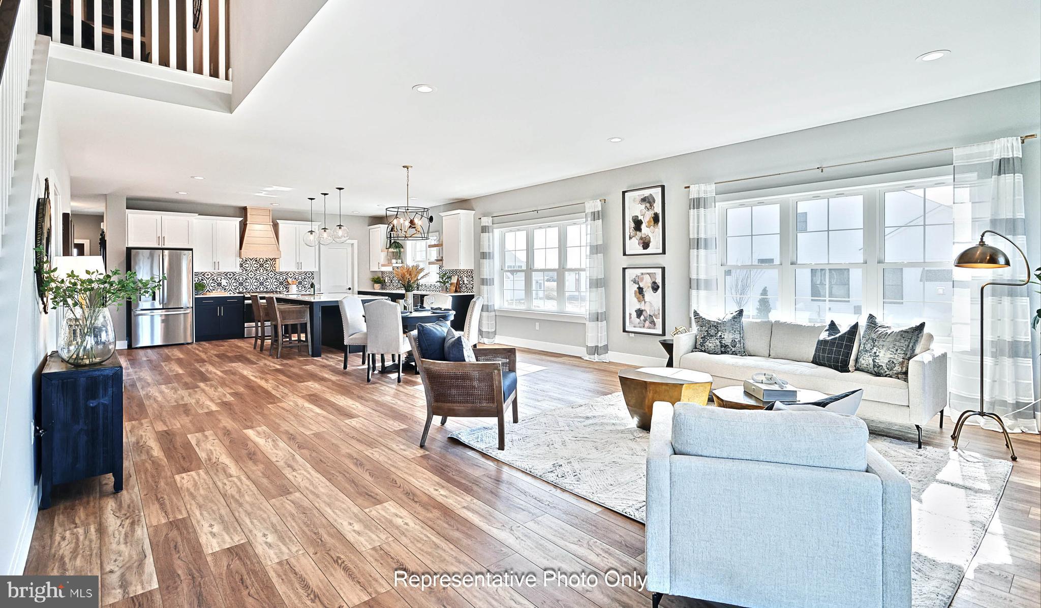 WINDING CREEK - Residential