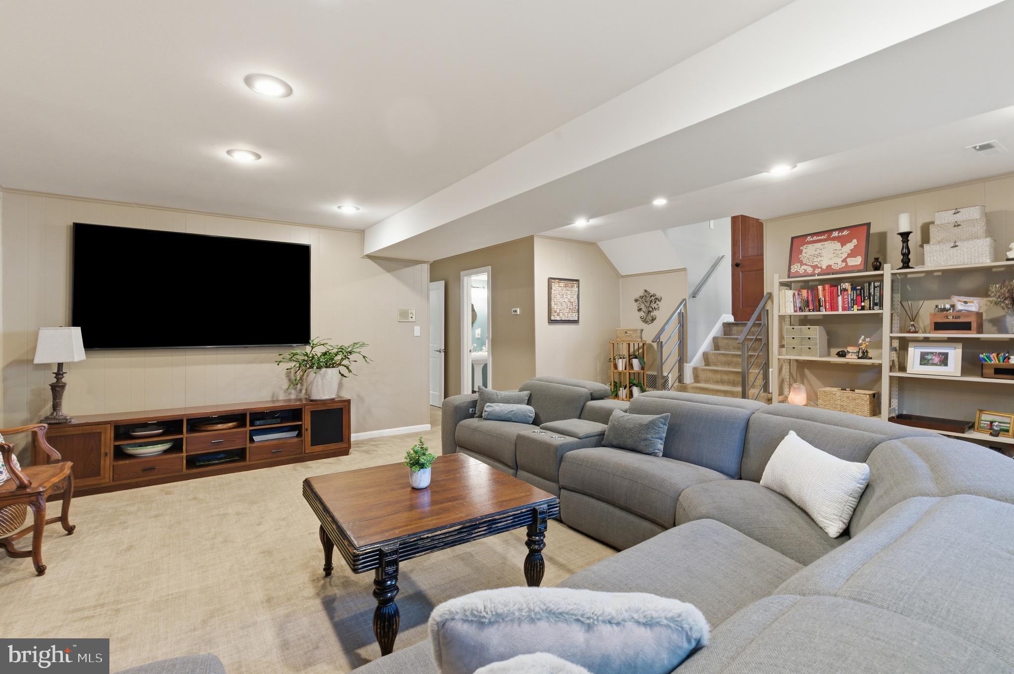 MILWAY MEADOWS - Residential