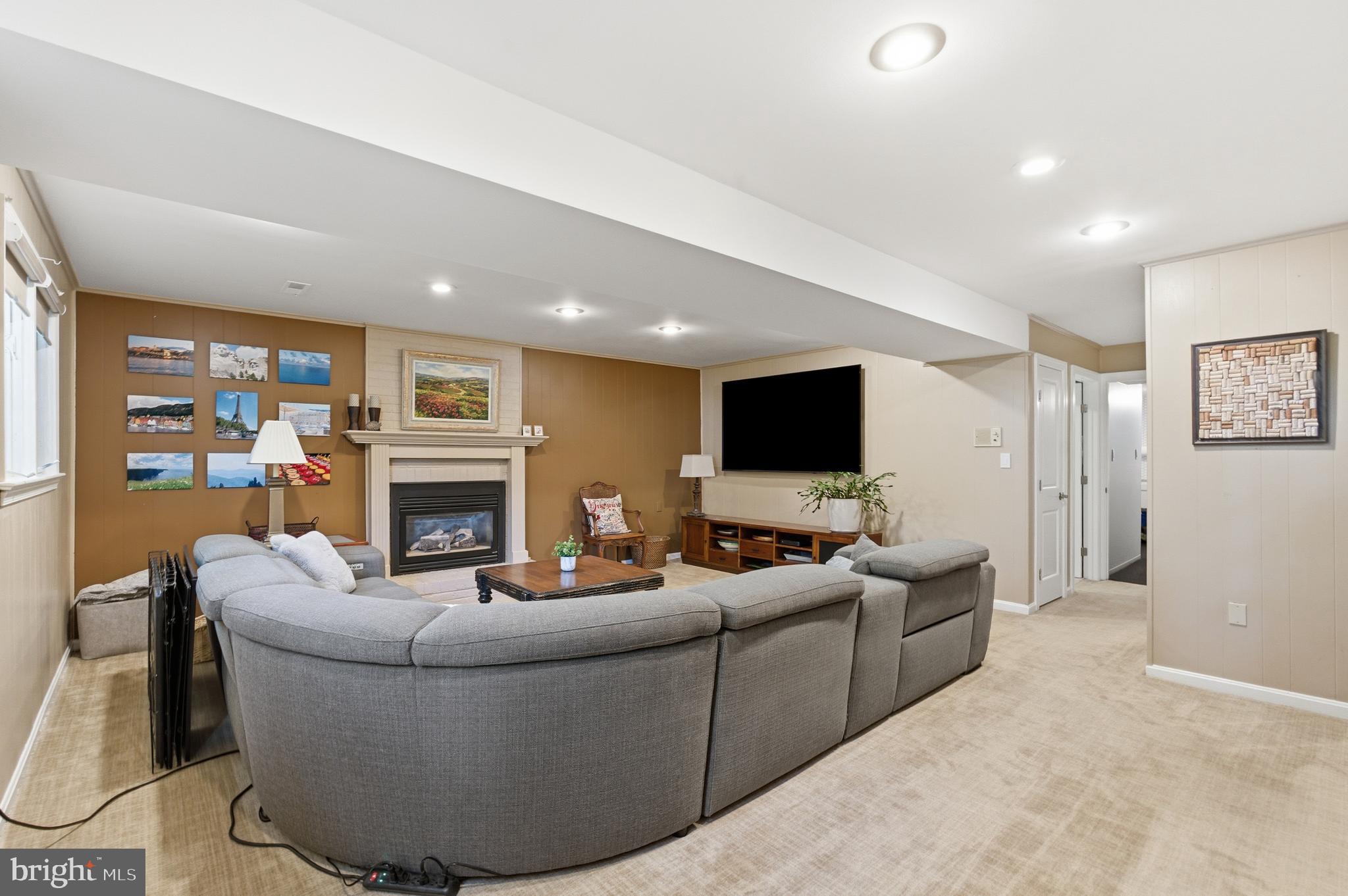 MILWAY MEADOWS - Residential