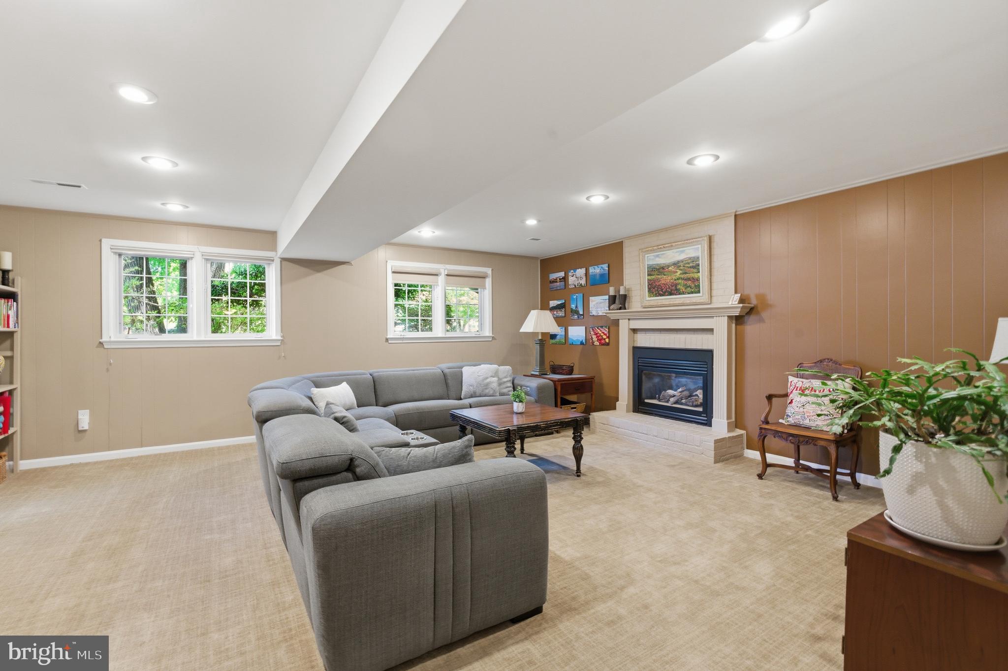MILWAY MEADOWS - Residential