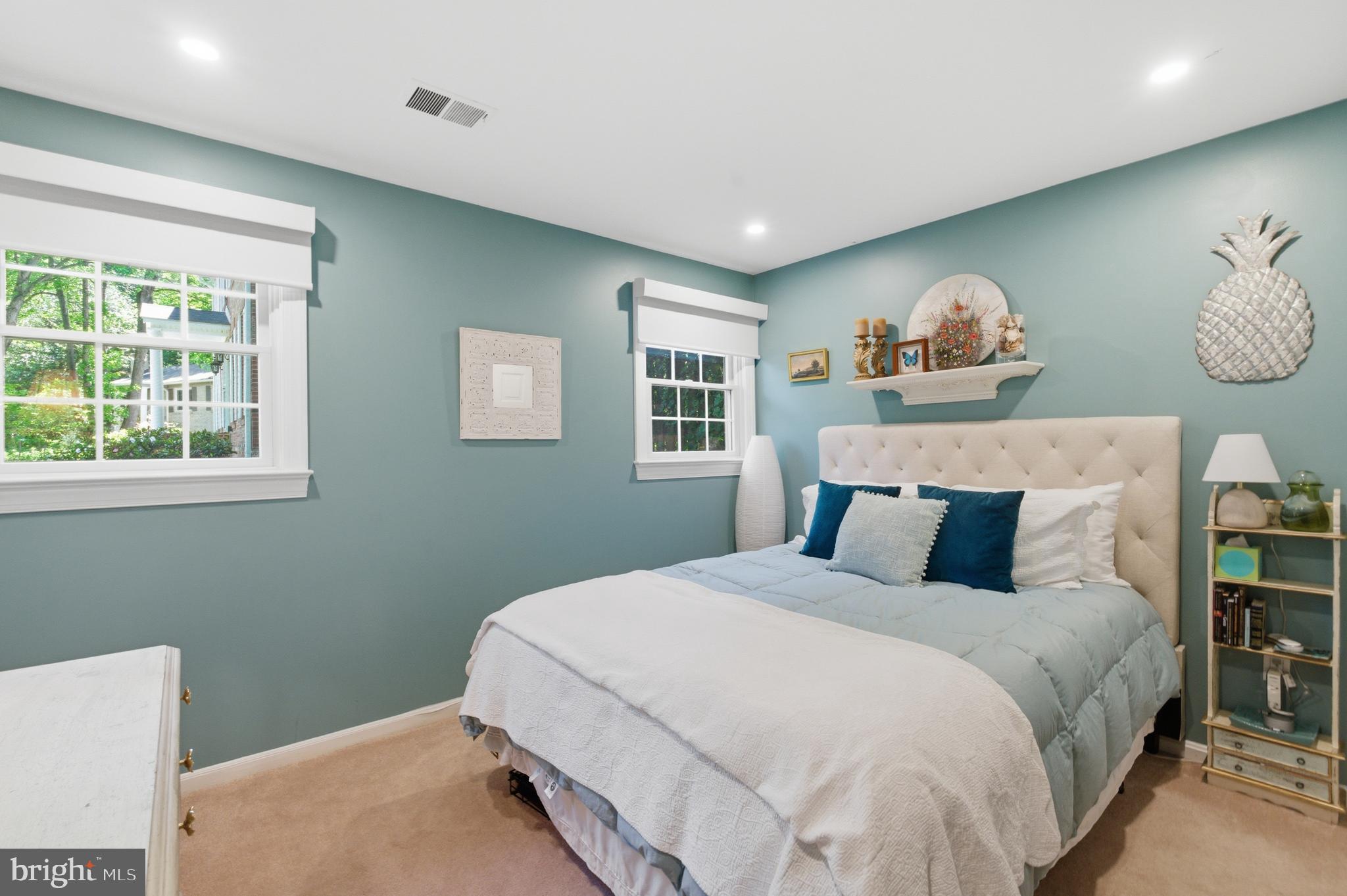 MILWAY MEADOWS - Residential