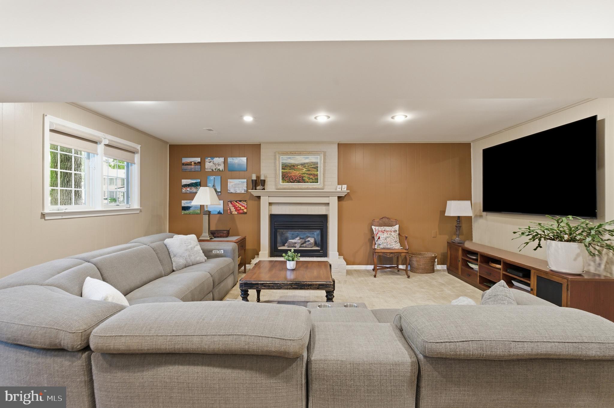 MILWAY MEADOWS - Residential
