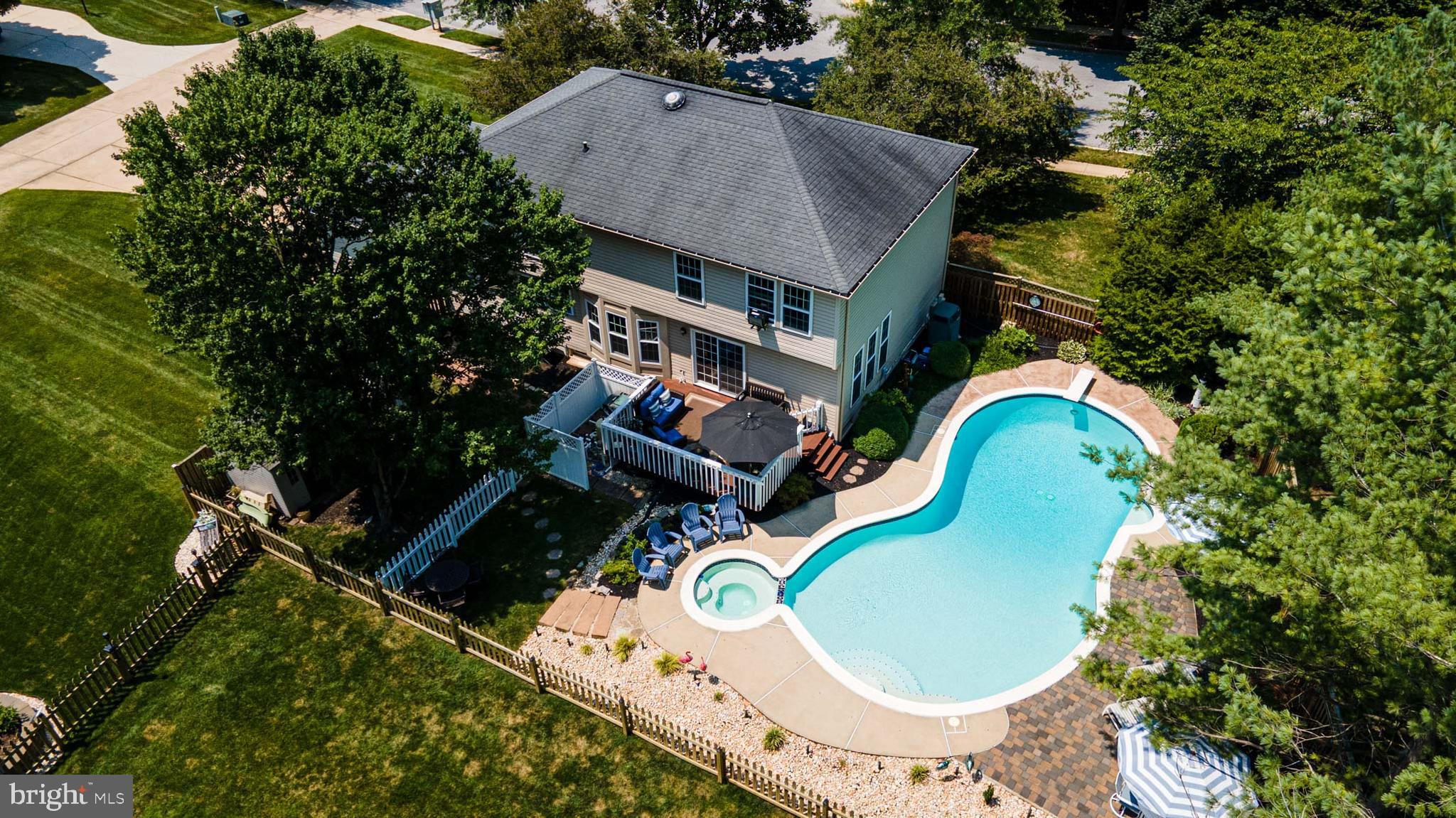 BEECH CREEK - Residential