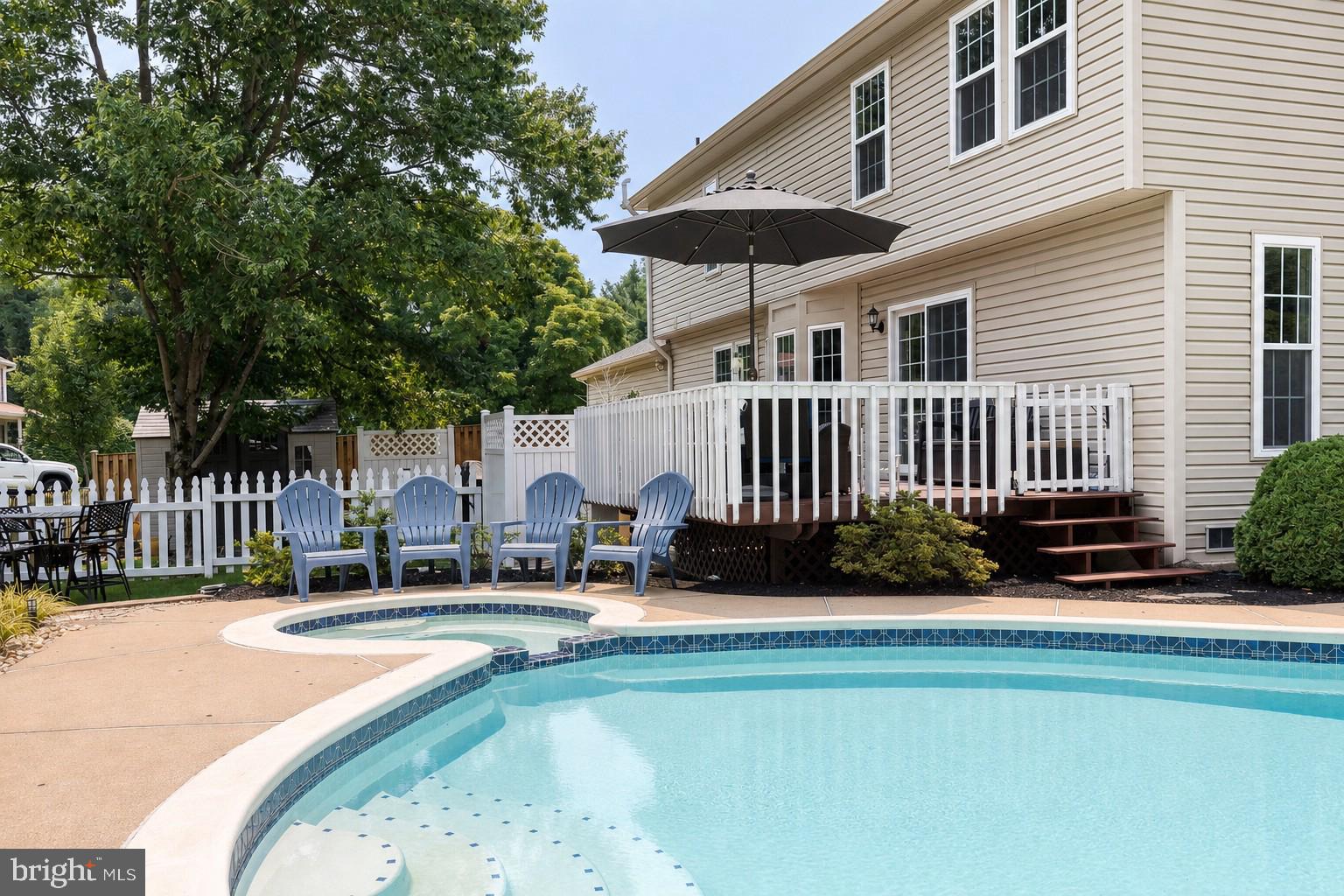 BEECH CREEK - Residential