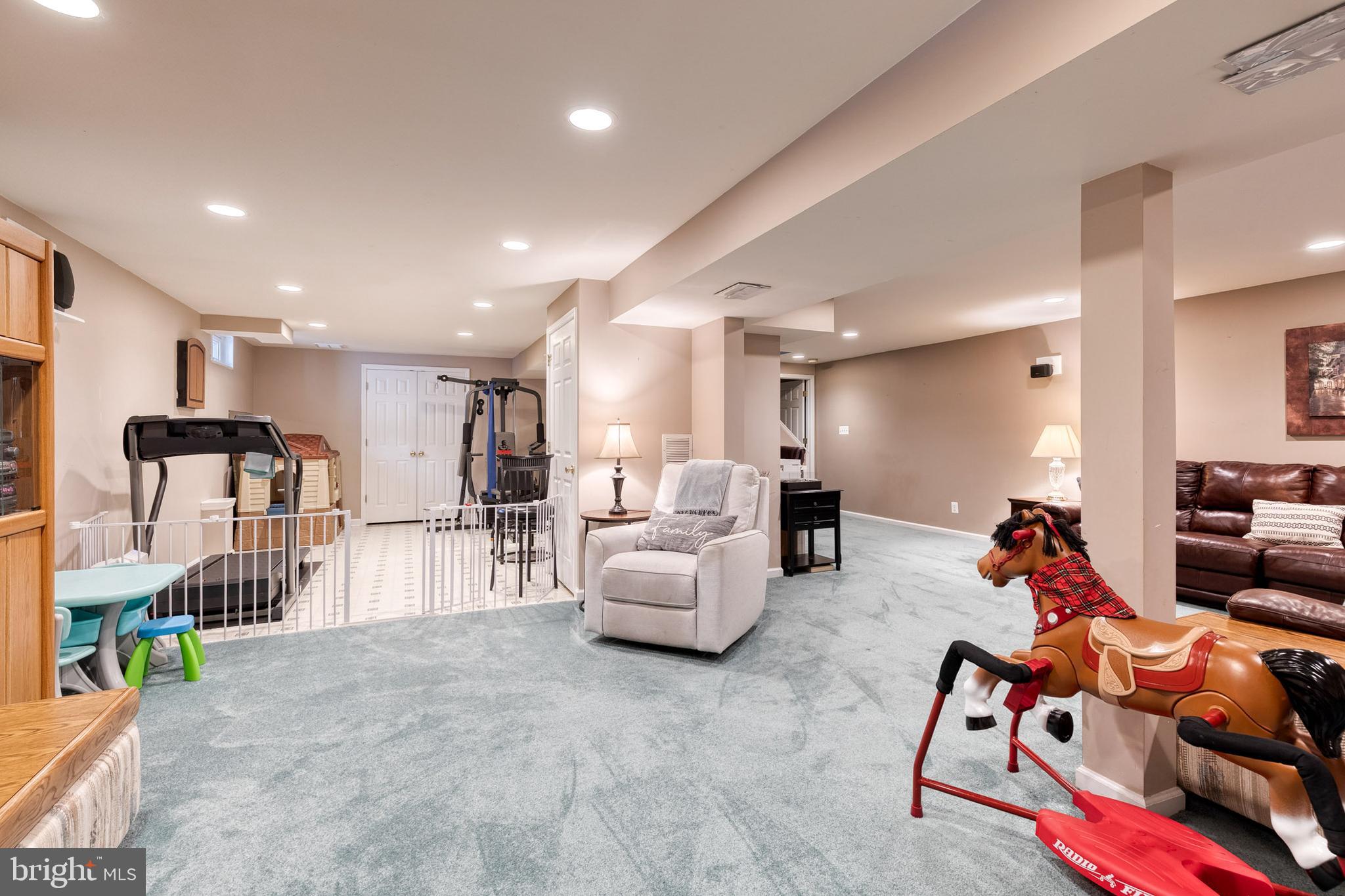 BEECH CREEK - Residential