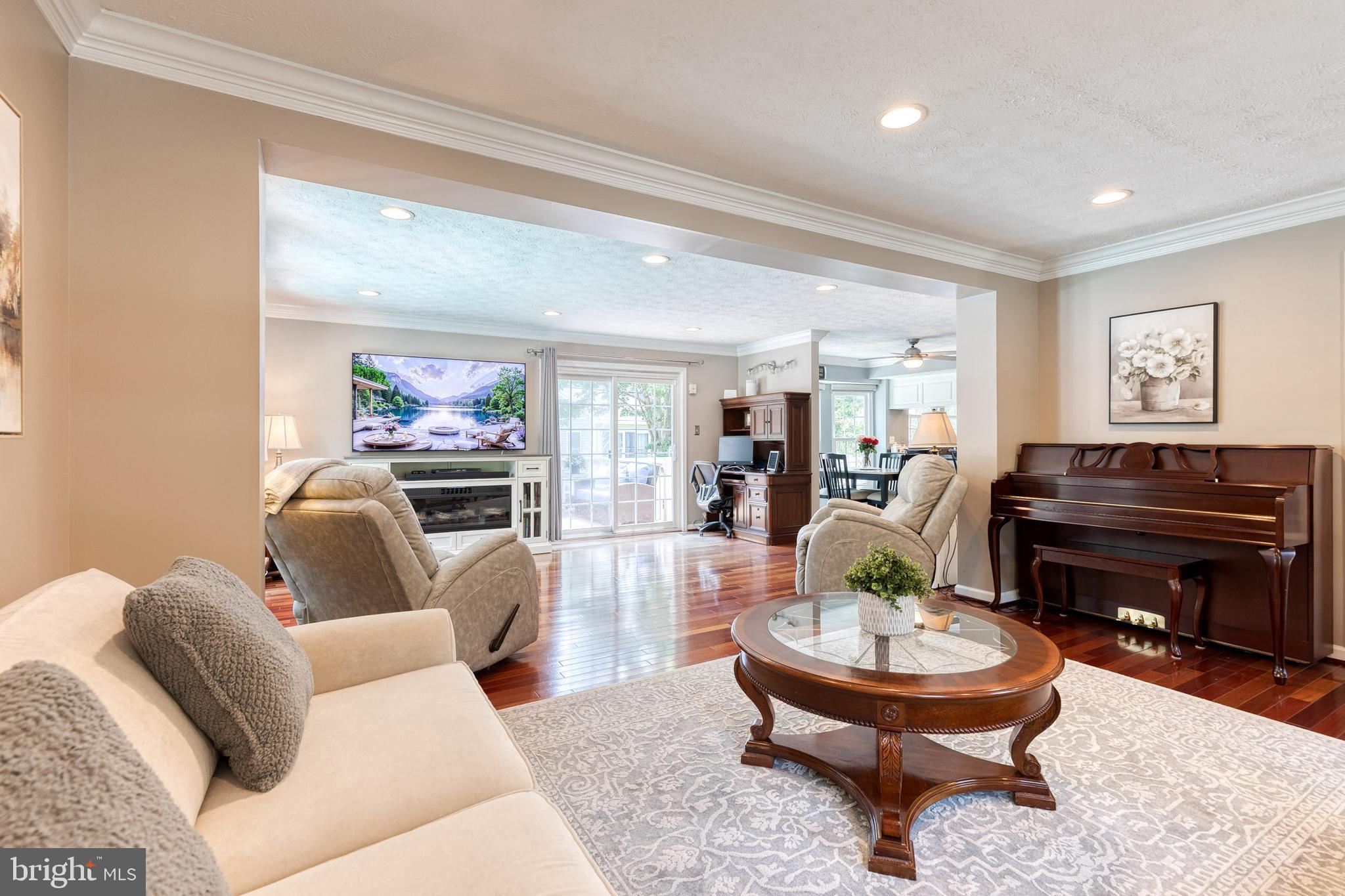 BEECH CREEK - Residential