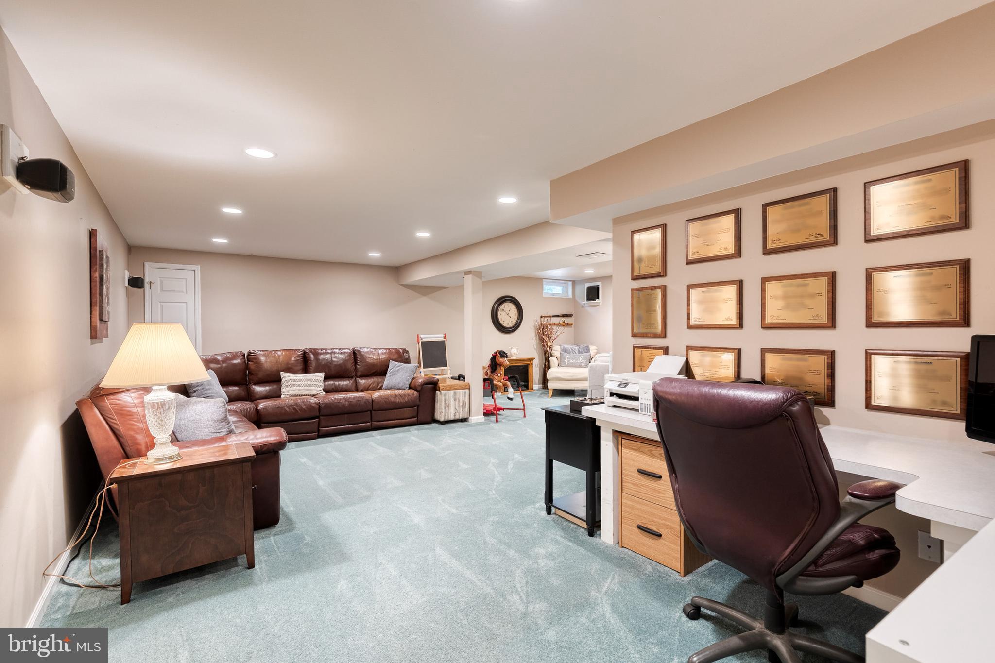 BEECH CREEK - Residential