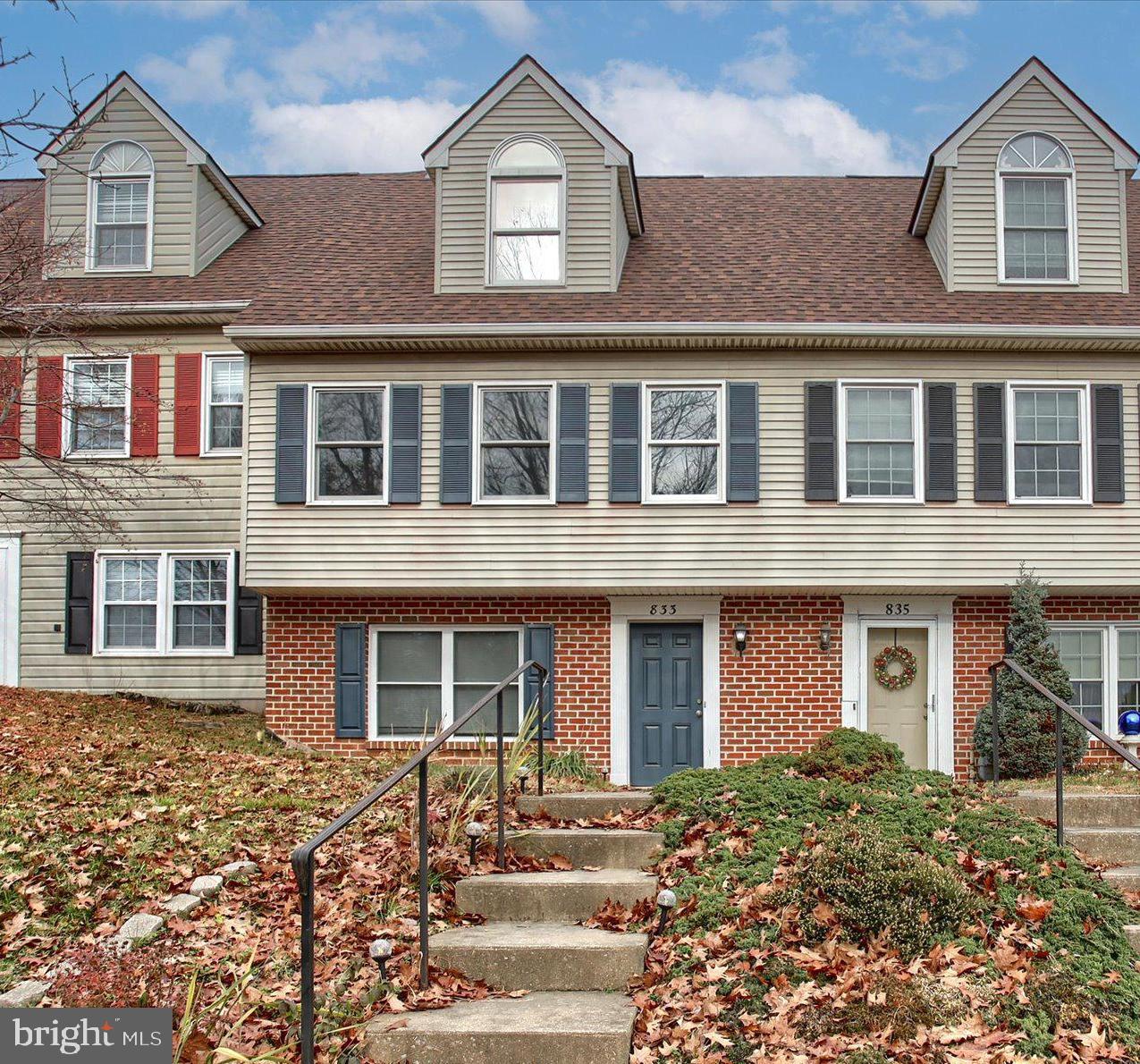 8TH WARD - Residential