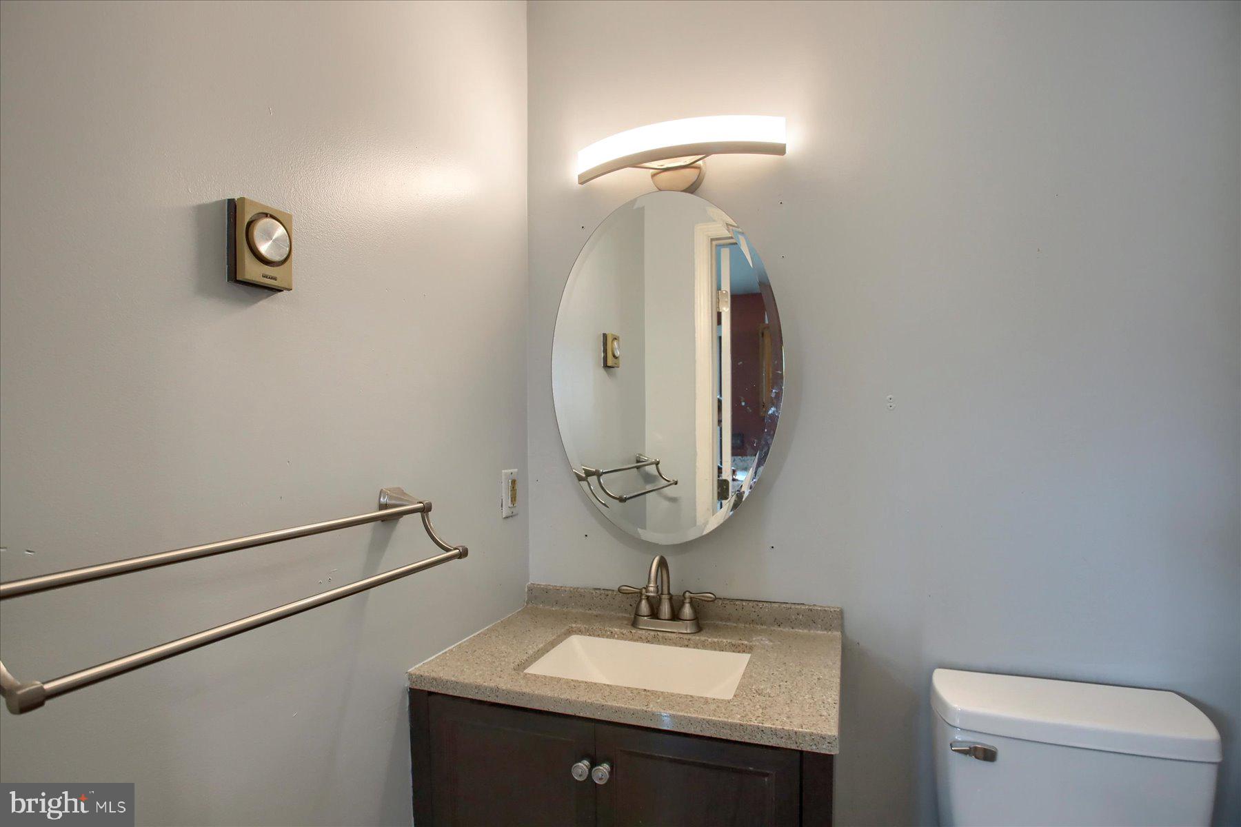 8TH WARD - Residential