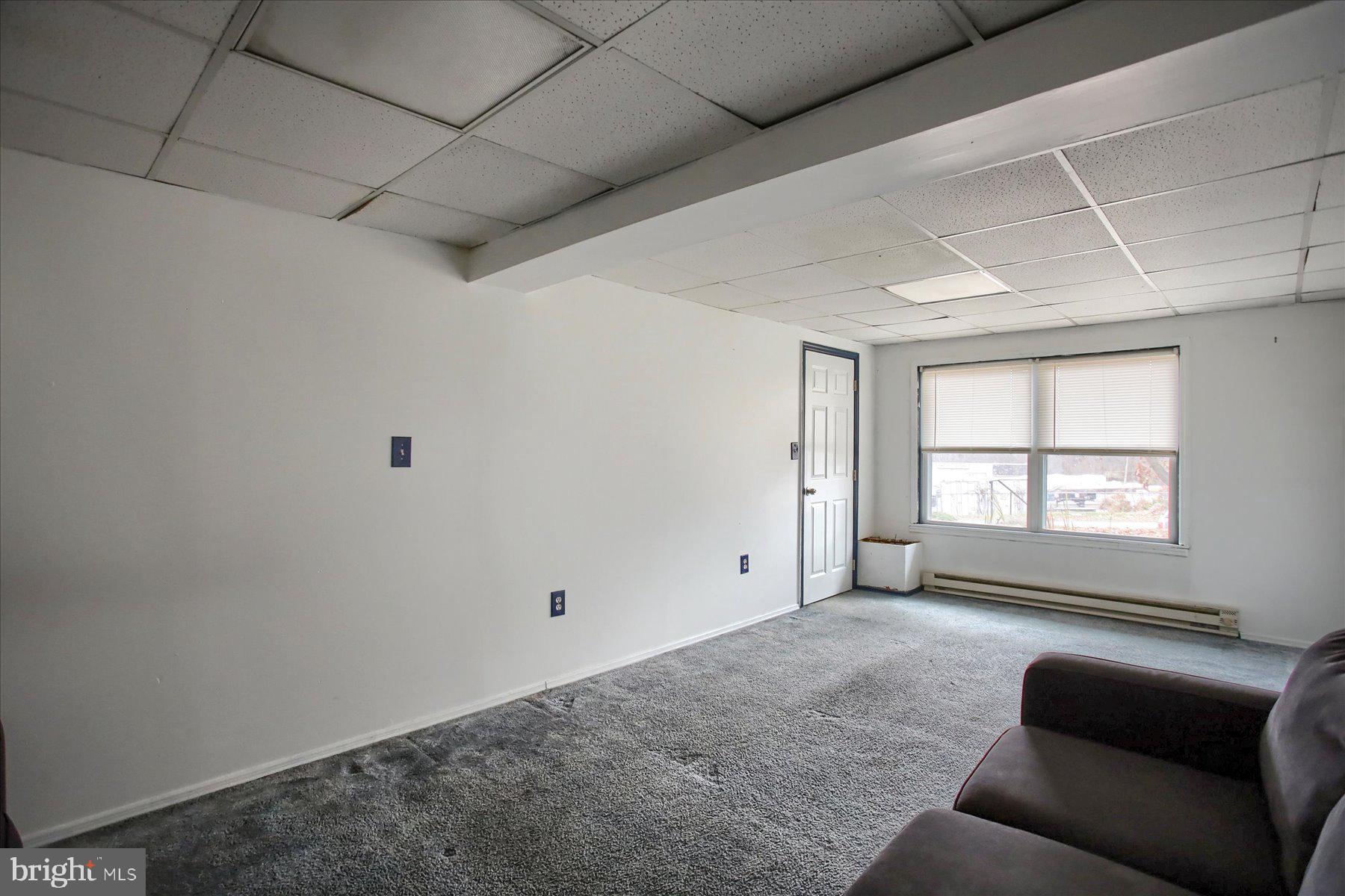 8TH WARD - Residential