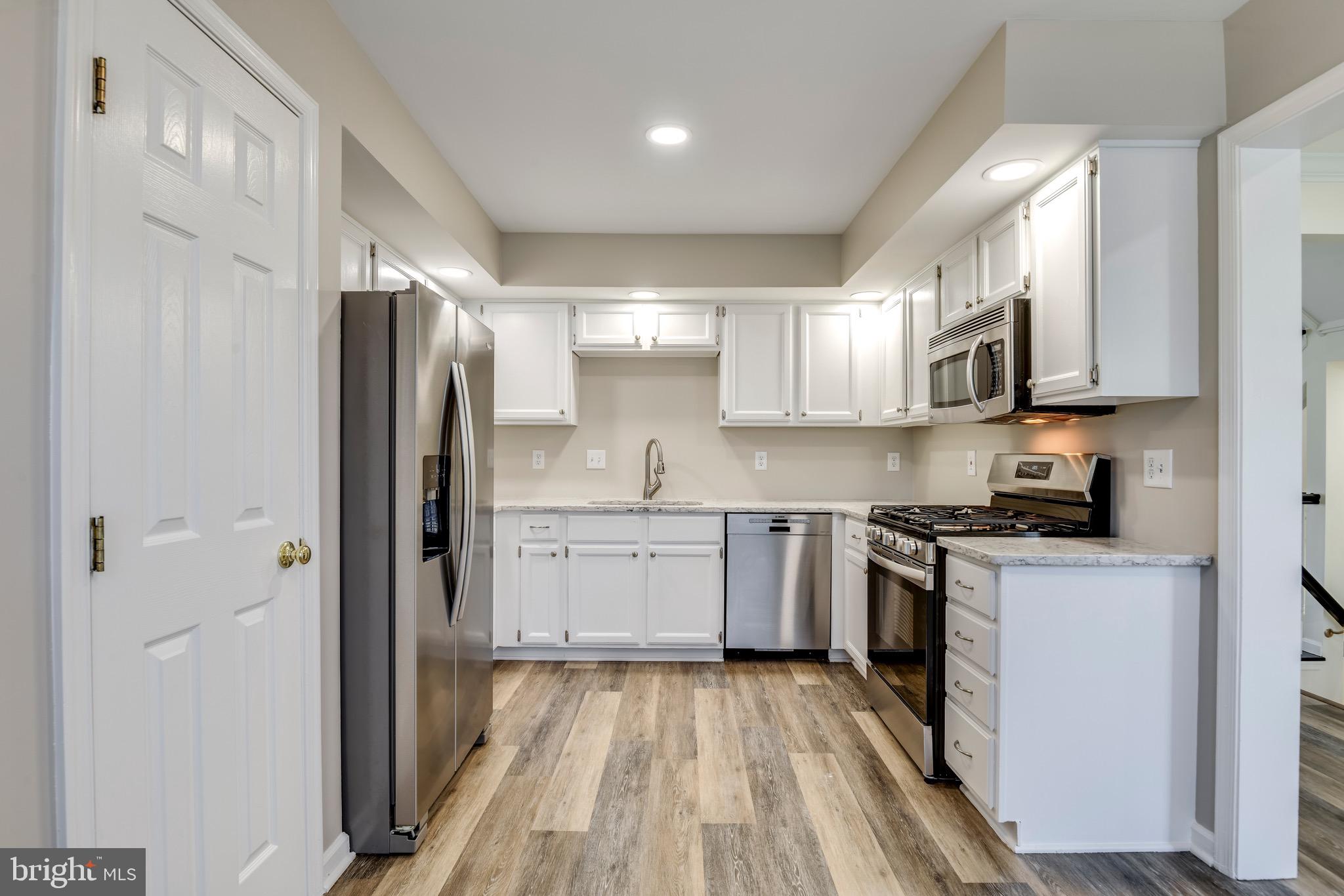 POTOMAC LAKES - Residential