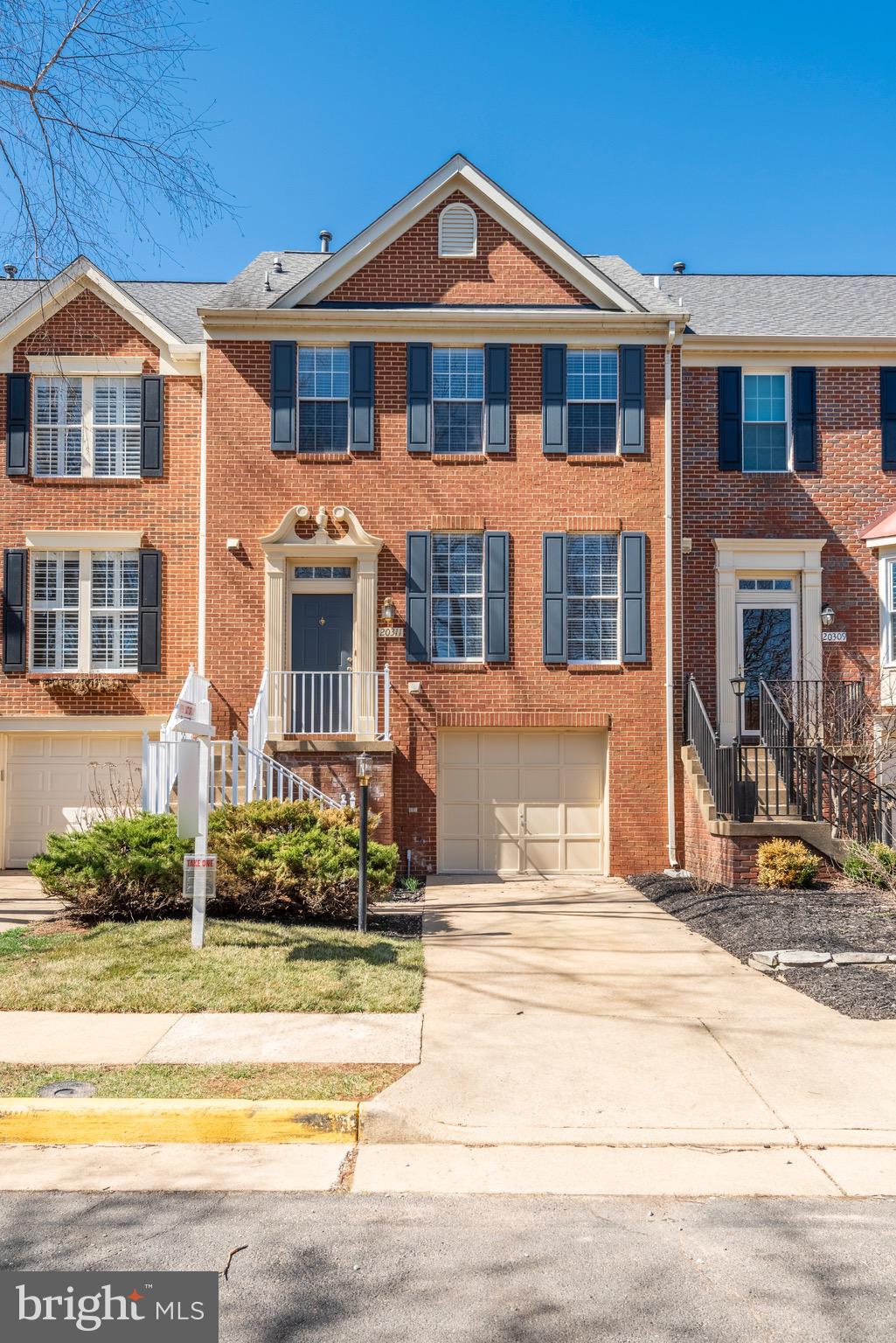 POTOMAC LAKES - Residential