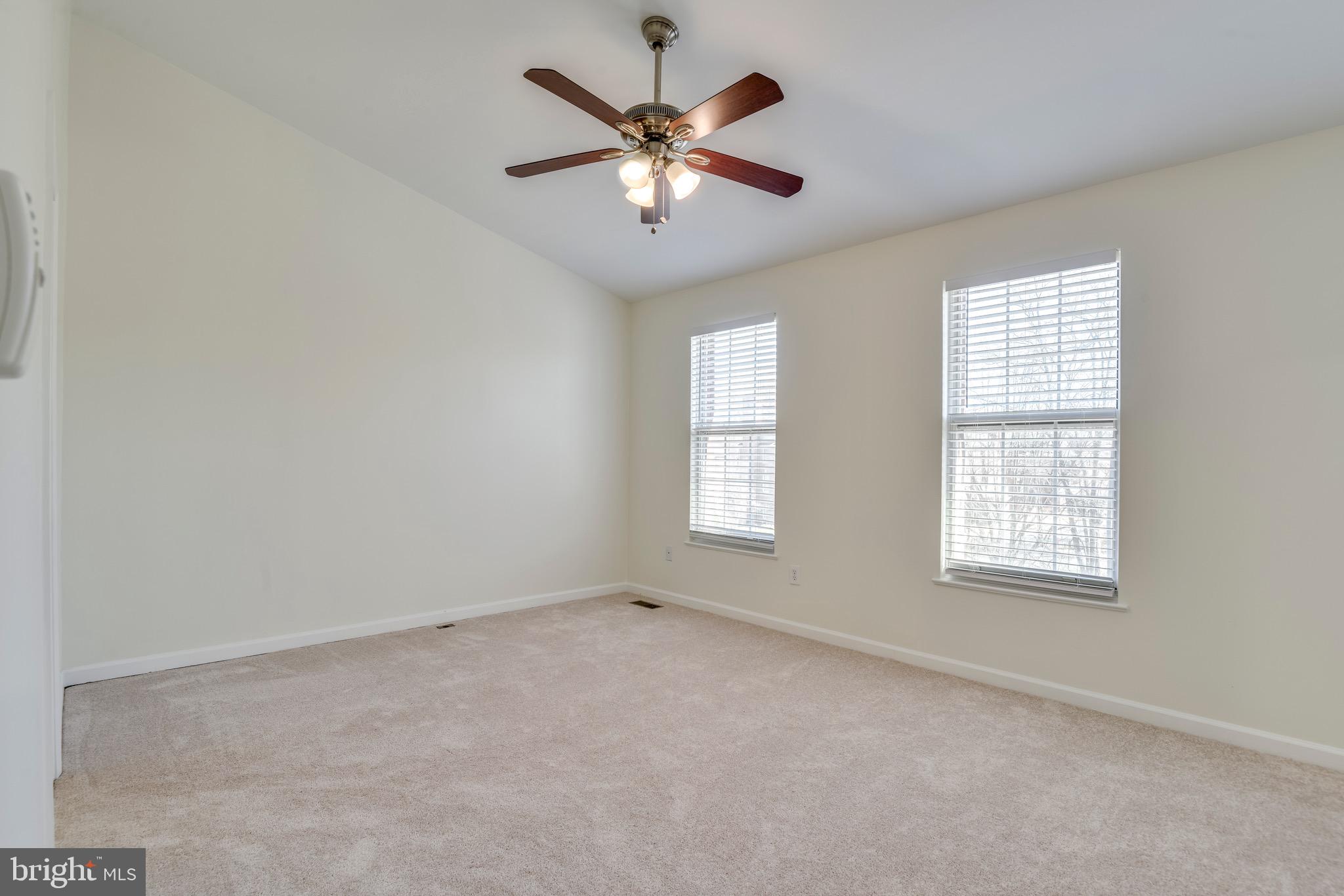 POTOMAC LAKES - Residential