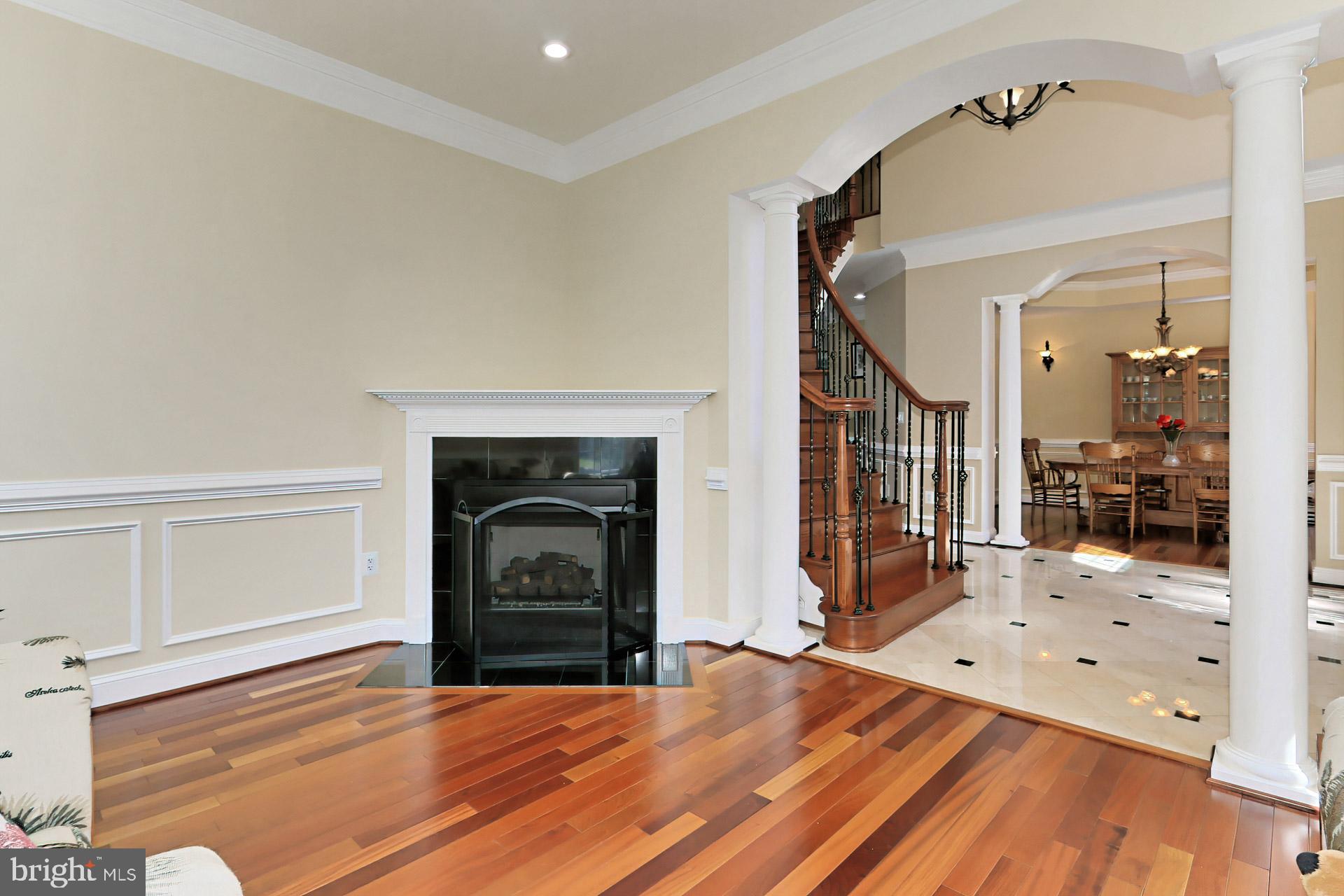 CARTERS GROVE - Residential