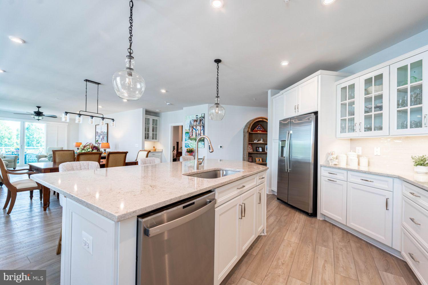 FOUR SEASONS AT KENT ISLAND - Residential
