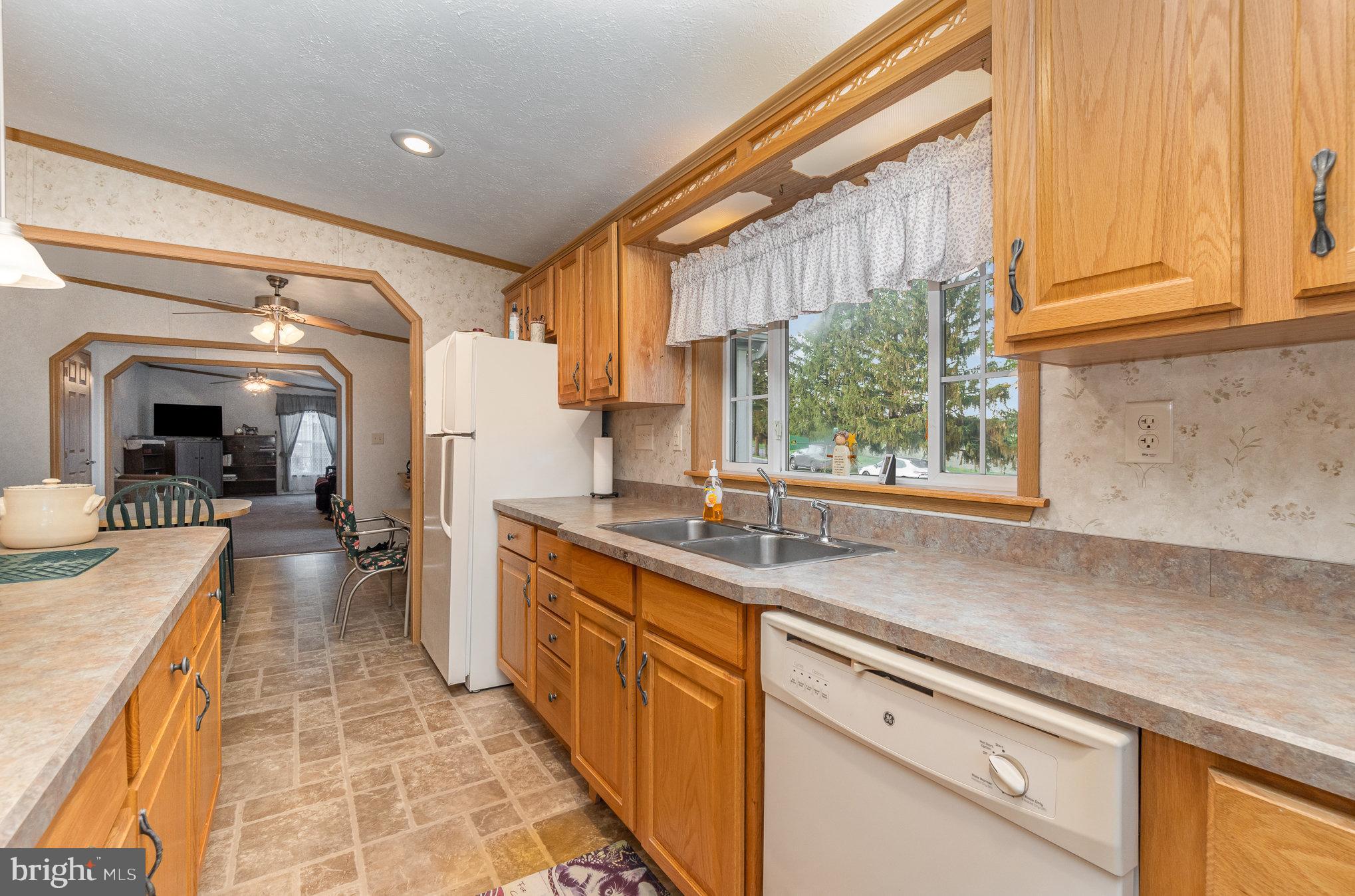RIDGEWOOD MANOR MHP - Residential