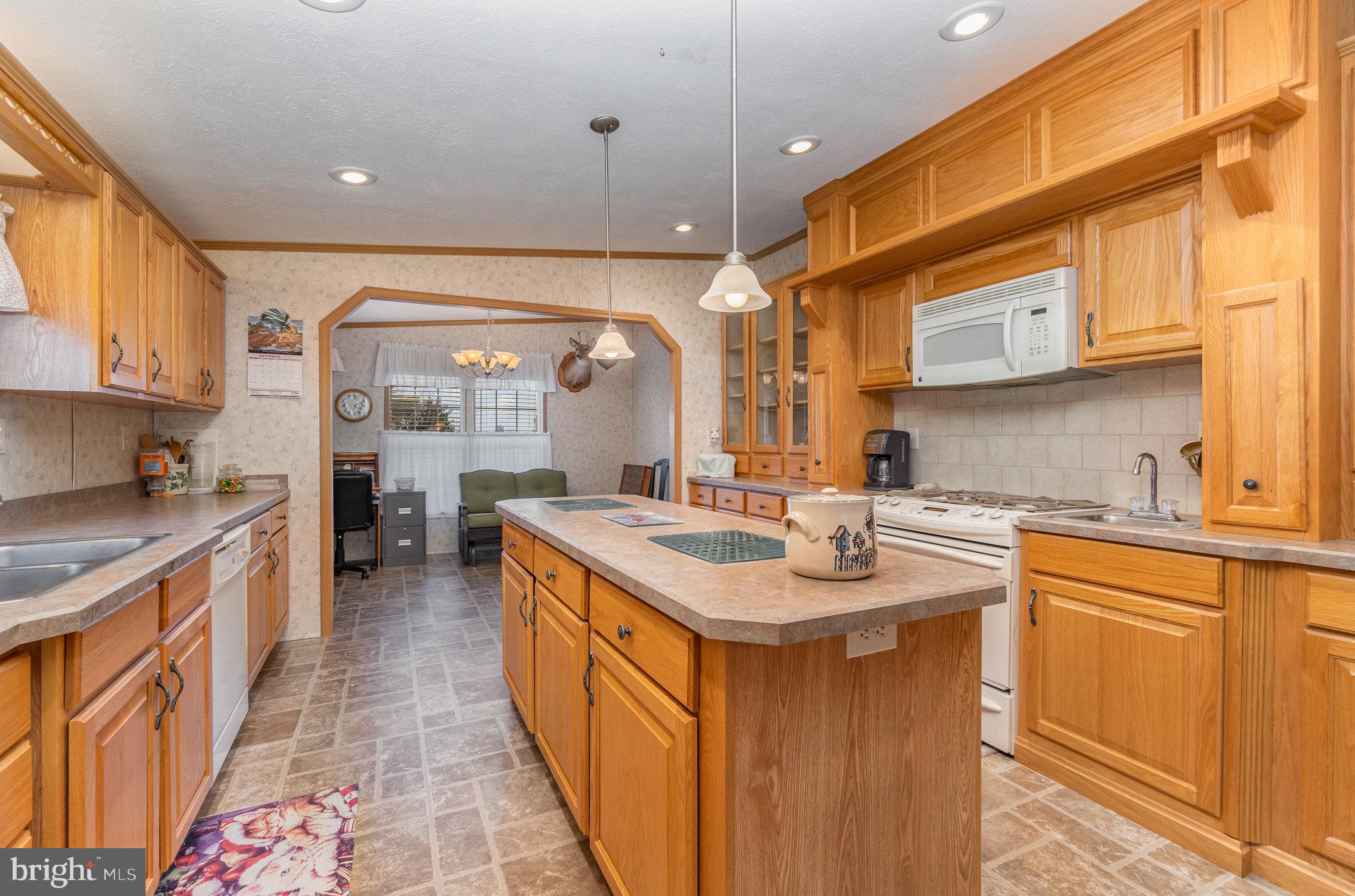 RIDGEWOOD MANOR MHP - Residential